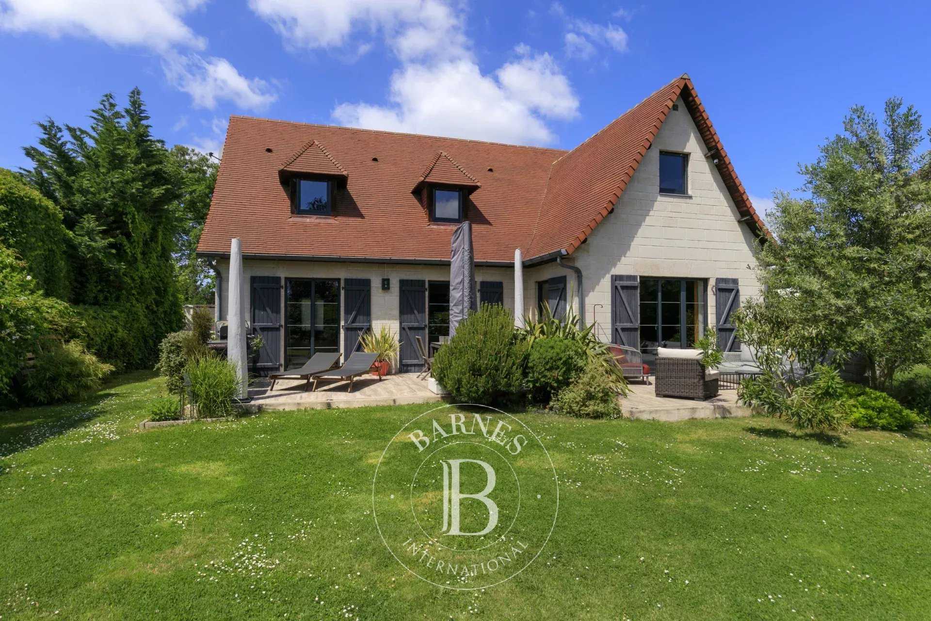 Maison Croissy-sur-Seine  -  ref 85859011 (picture 1)