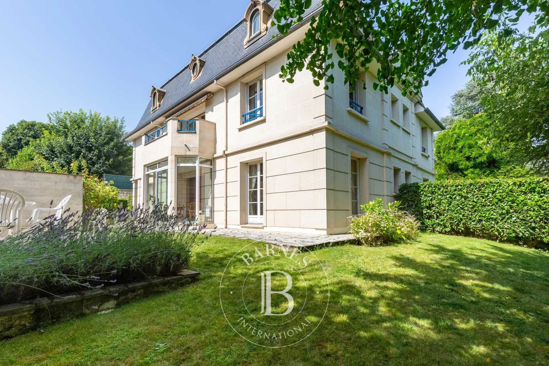 House Saint-Germain-en-Laye  -  ref 85115550 (picture 1)
