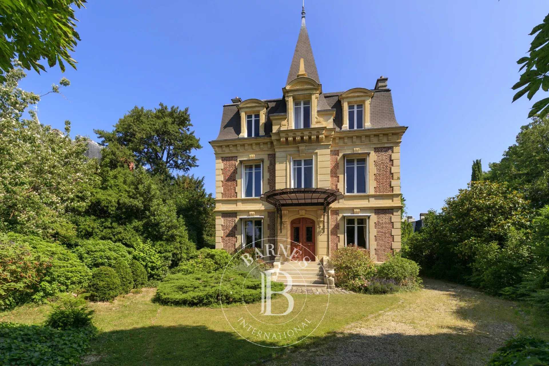 House Le Vésinet  -  ref 85993968 (picture 1)