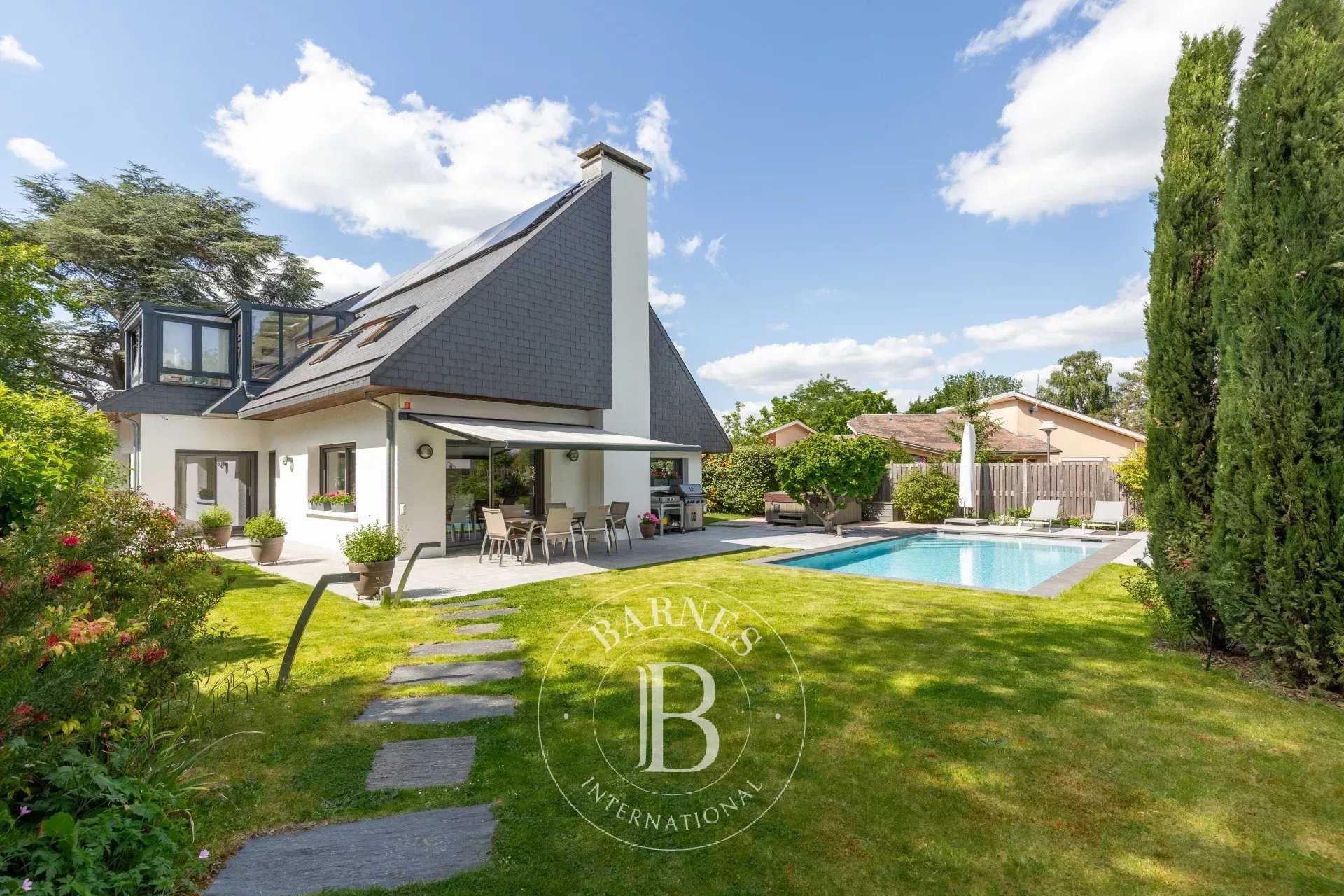 House Saint-Germain-en-Laye  -  ref 85956395 (picture 1)