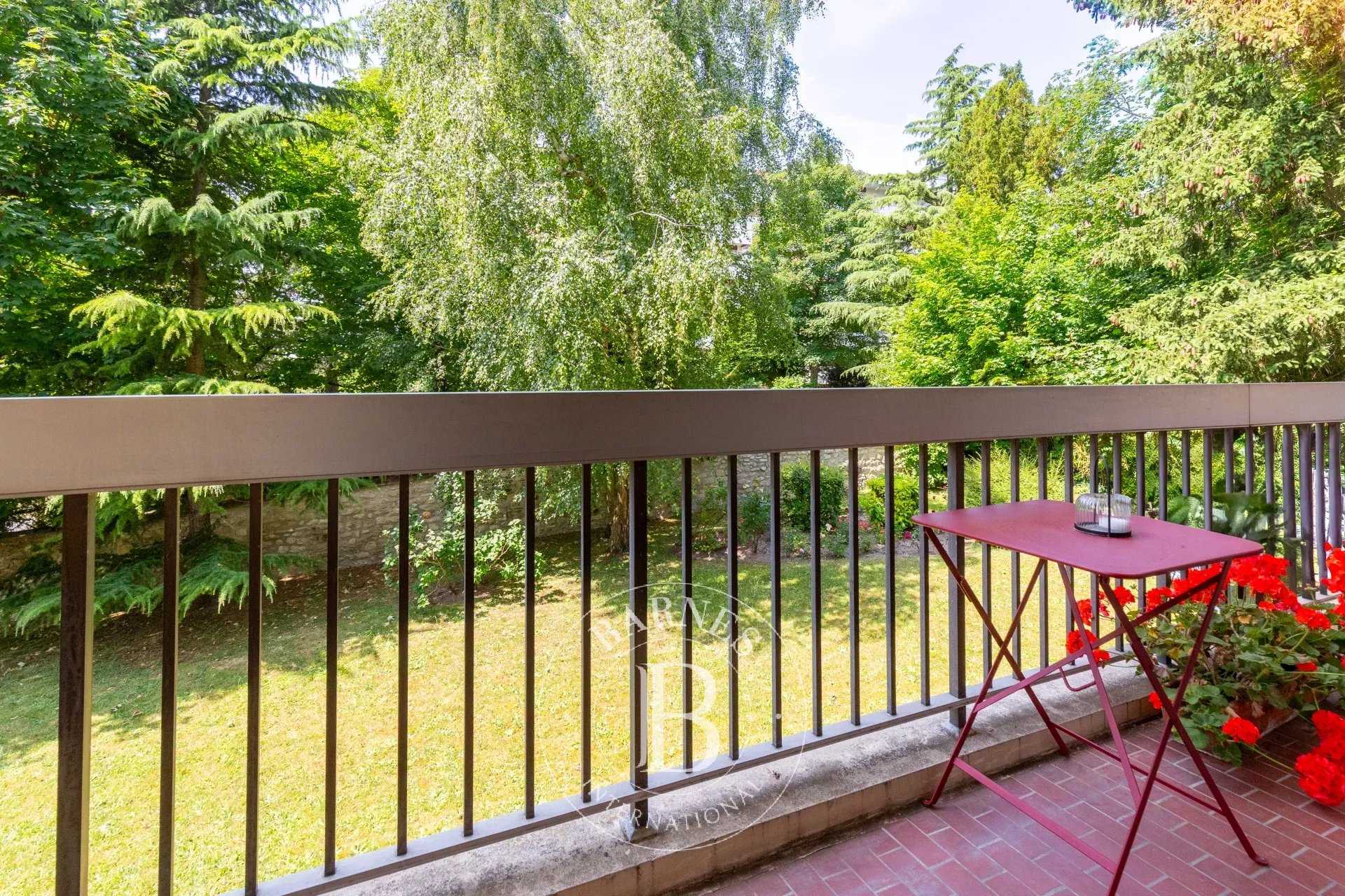 Apartment Saint-Germain-en-Laye  -  ref 85833351 (picture 3)