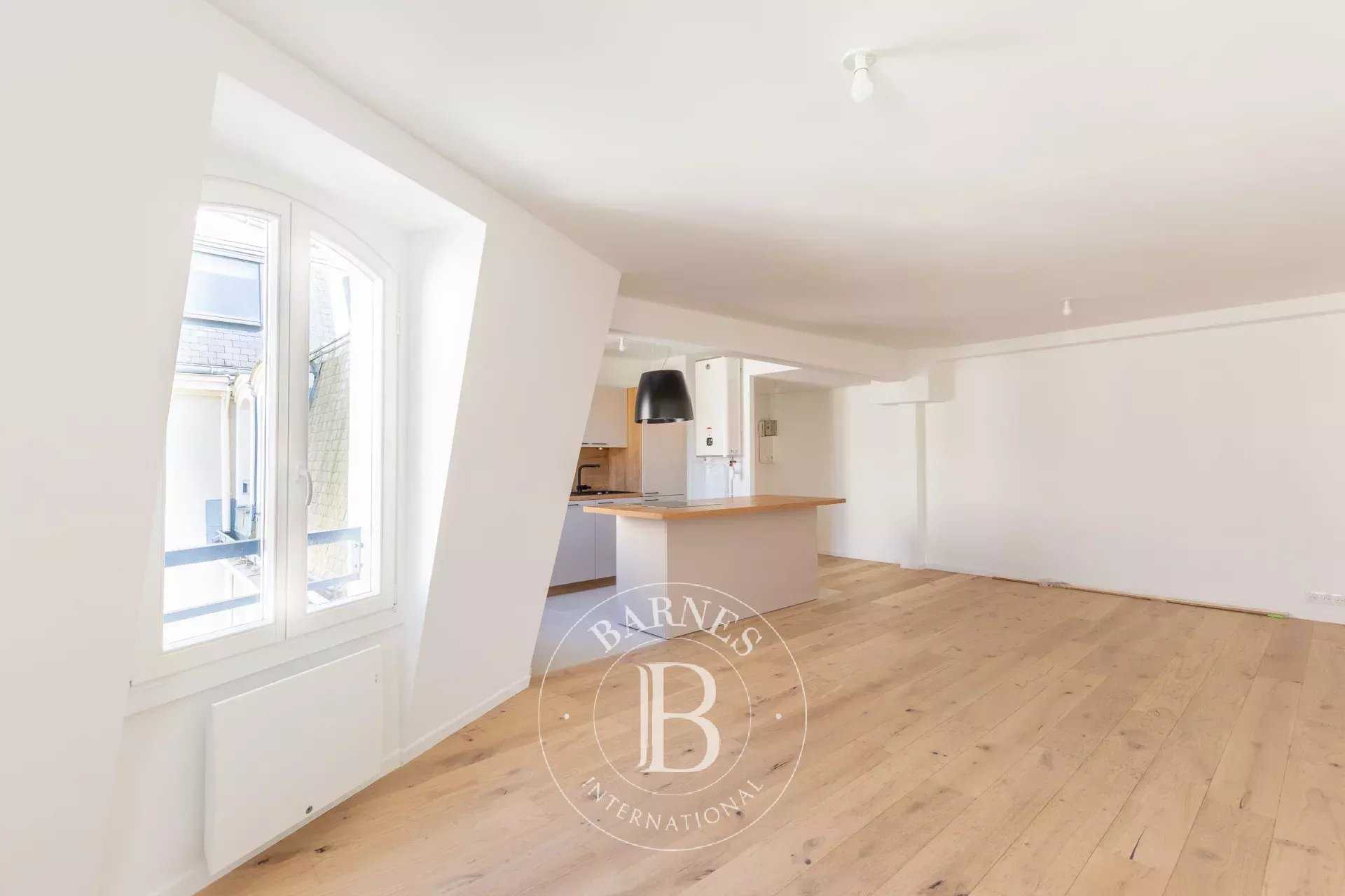 Appartement Saint-Germain-en-Laye  -  ref 85828903 (picture 2)
