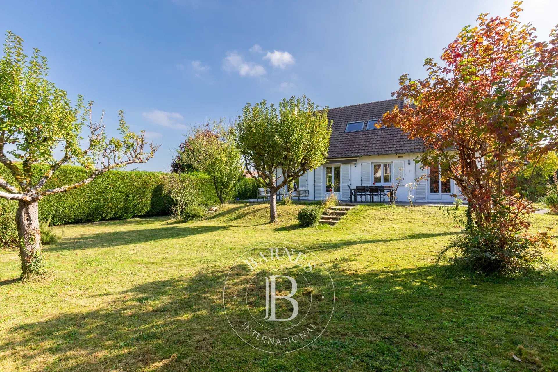House Orgeval  -  ref 86367757 (picture 2)