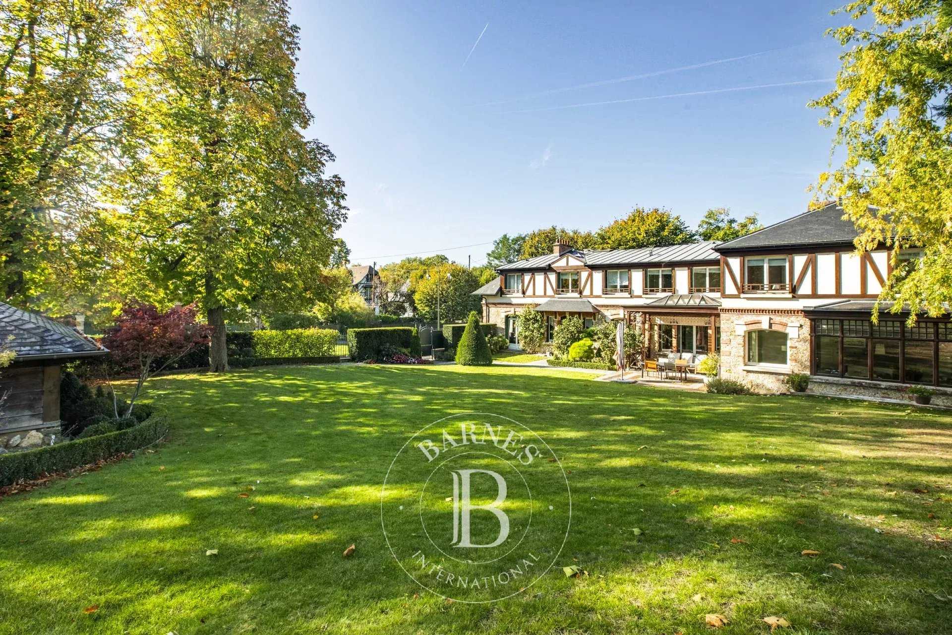 House Le Vésinet  -  ref 86333787 (picture 2)