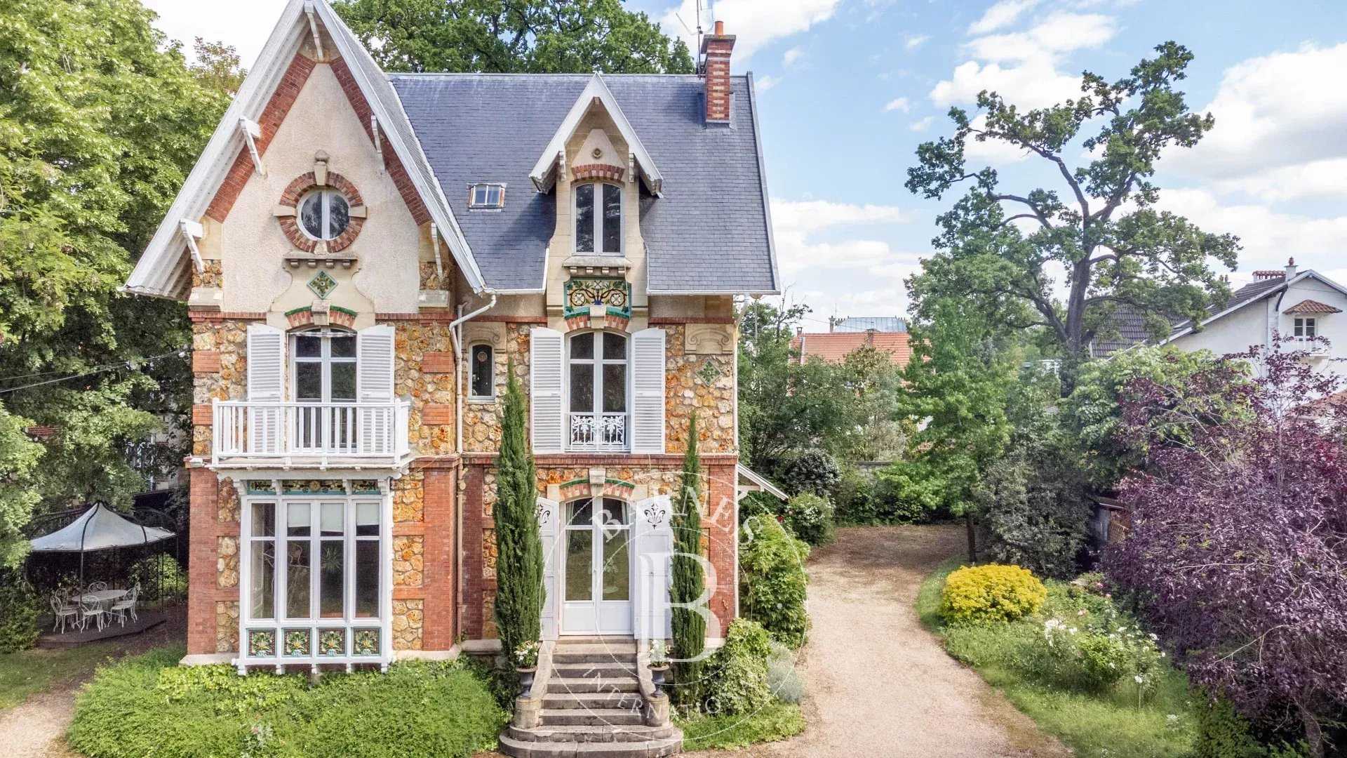 Le Vésinet  - Maison 9 Pi&egrave;ces 5 Chambres