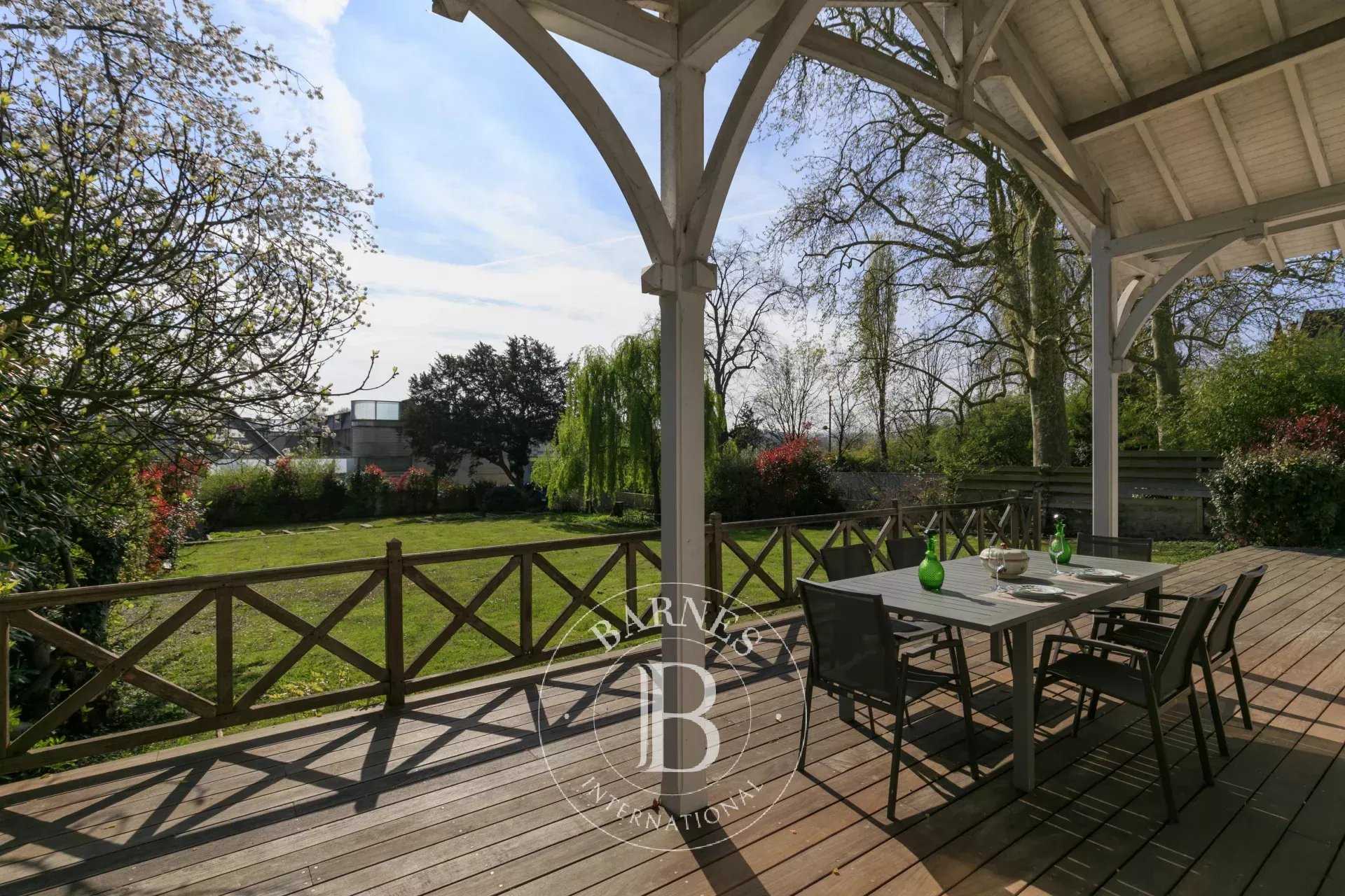 House Chatou  -  ref 85608038 (picture 2)