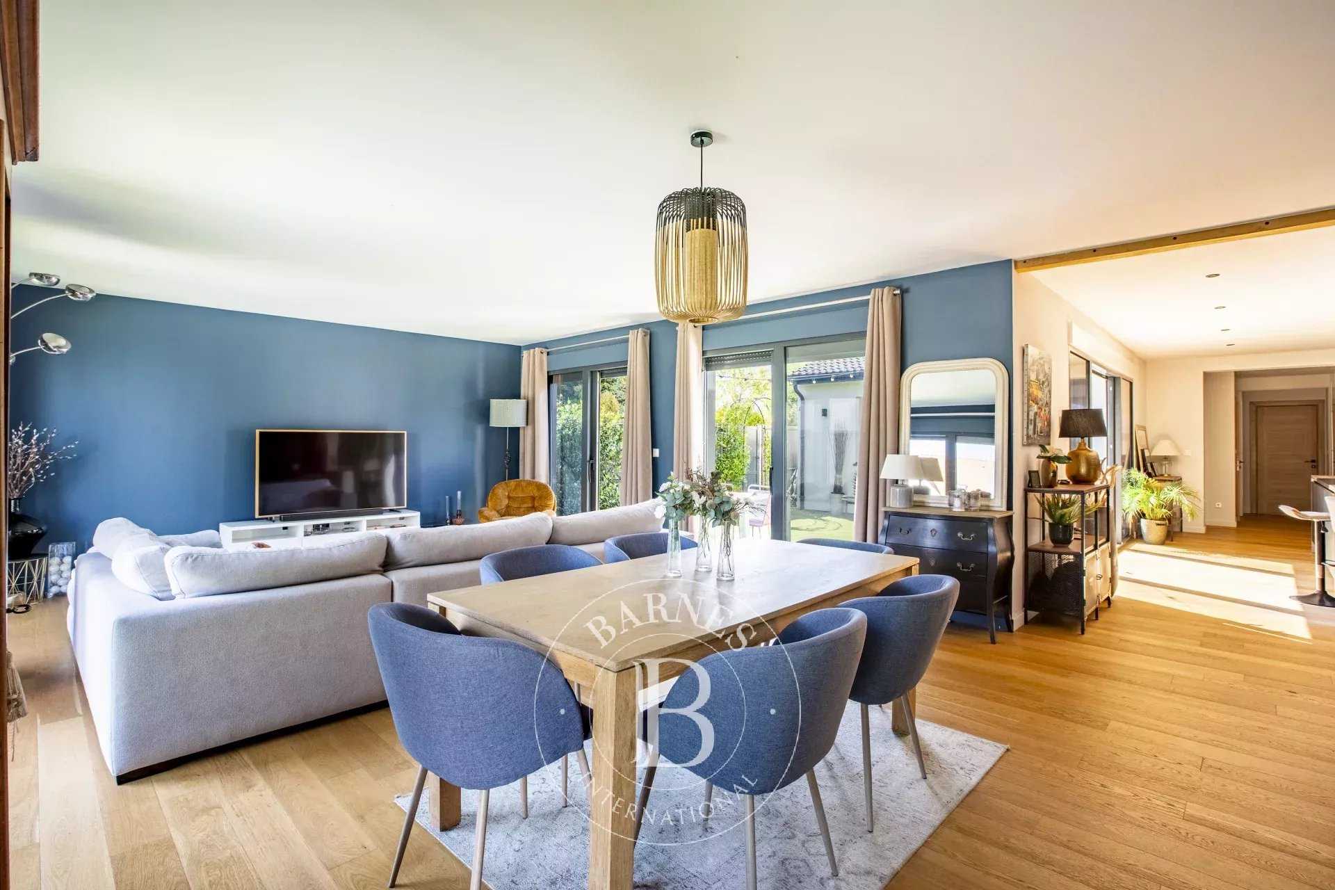 House Croissy-sur-Seine  -  ref 85996341 (picture 3)