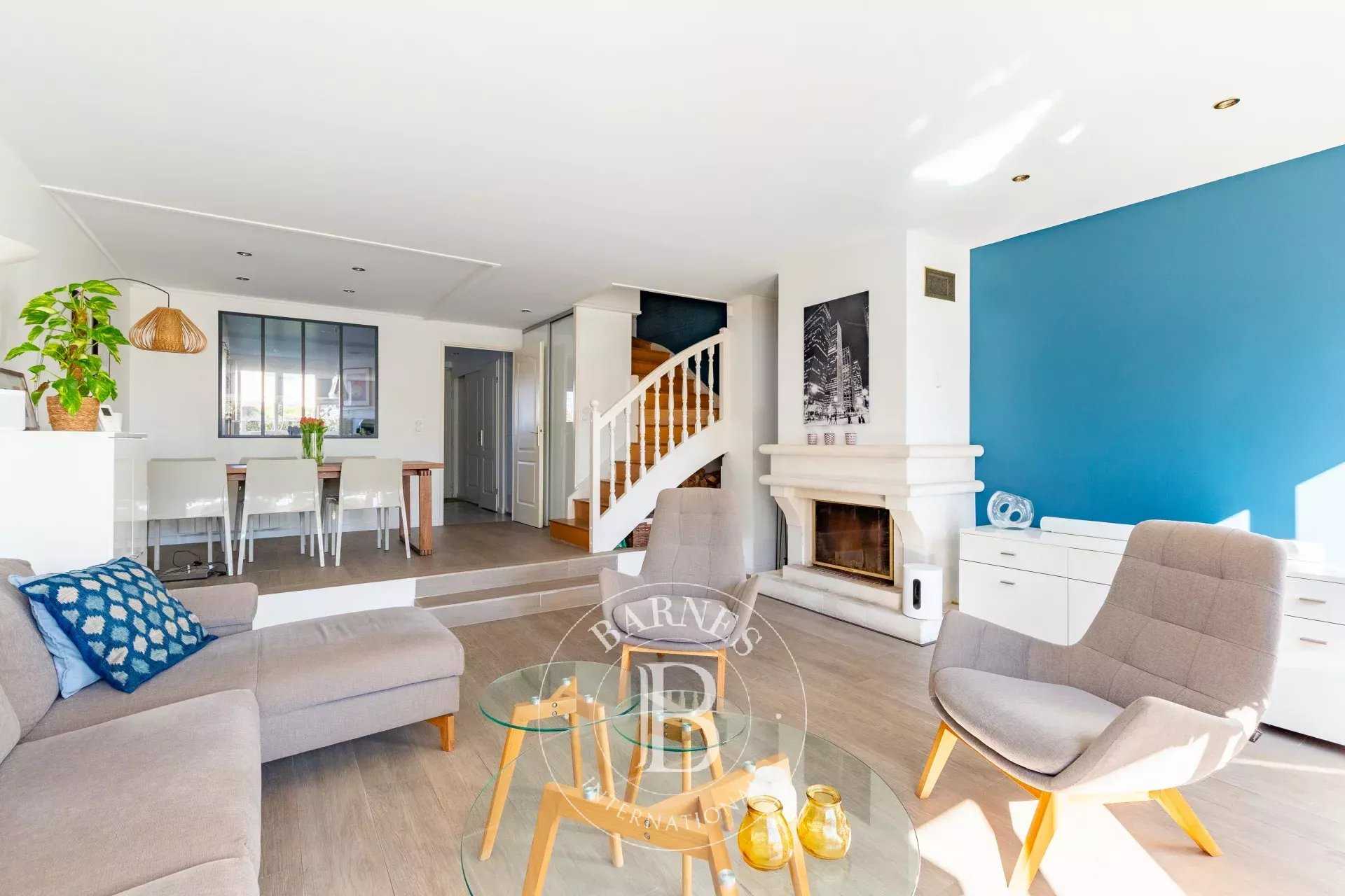 Casa Croissy-sur-Seine  -  ref 86797061 (picture 1)