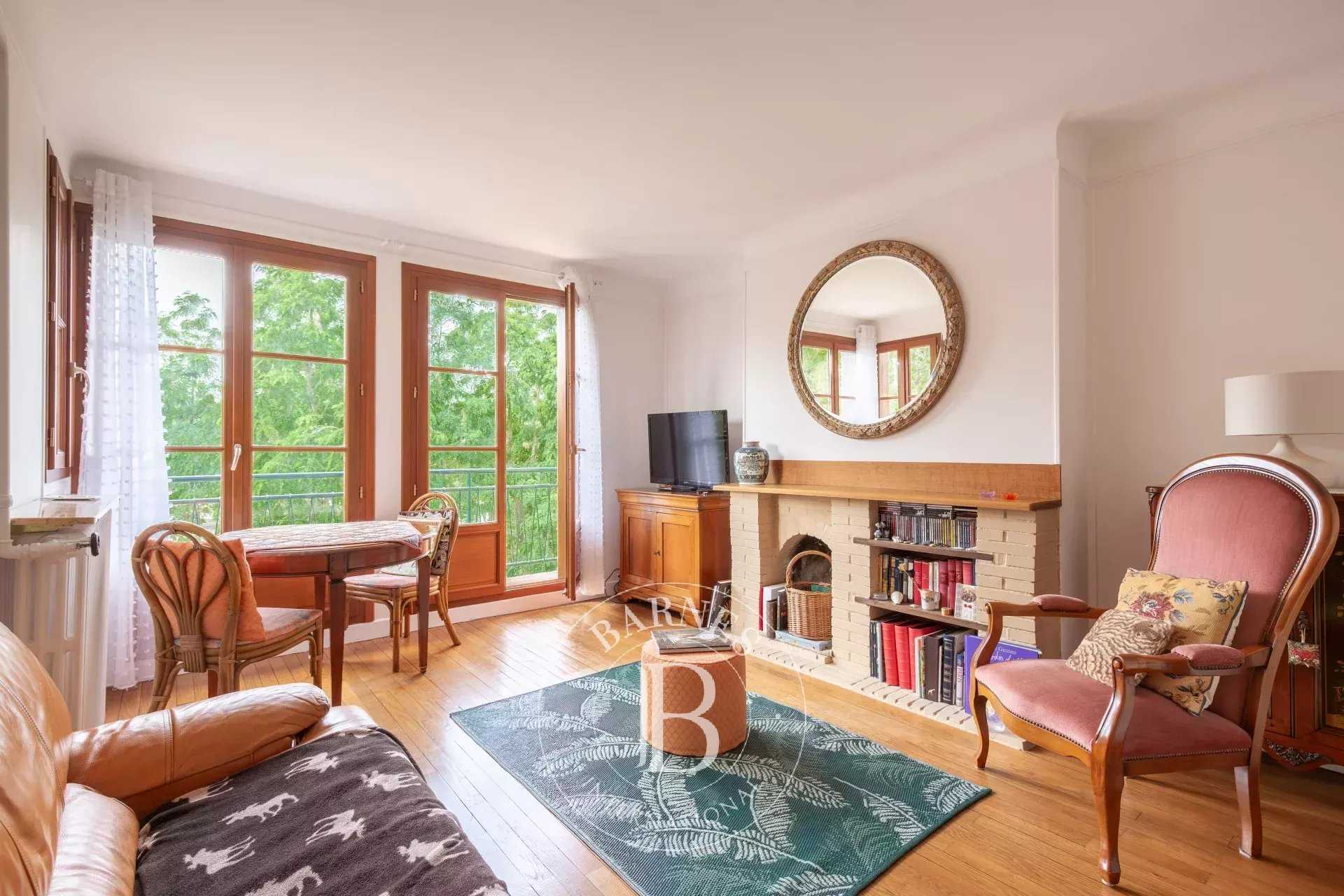Appartement Saint-Germain-en-Laye  -  ref 87110525 (picture 2)