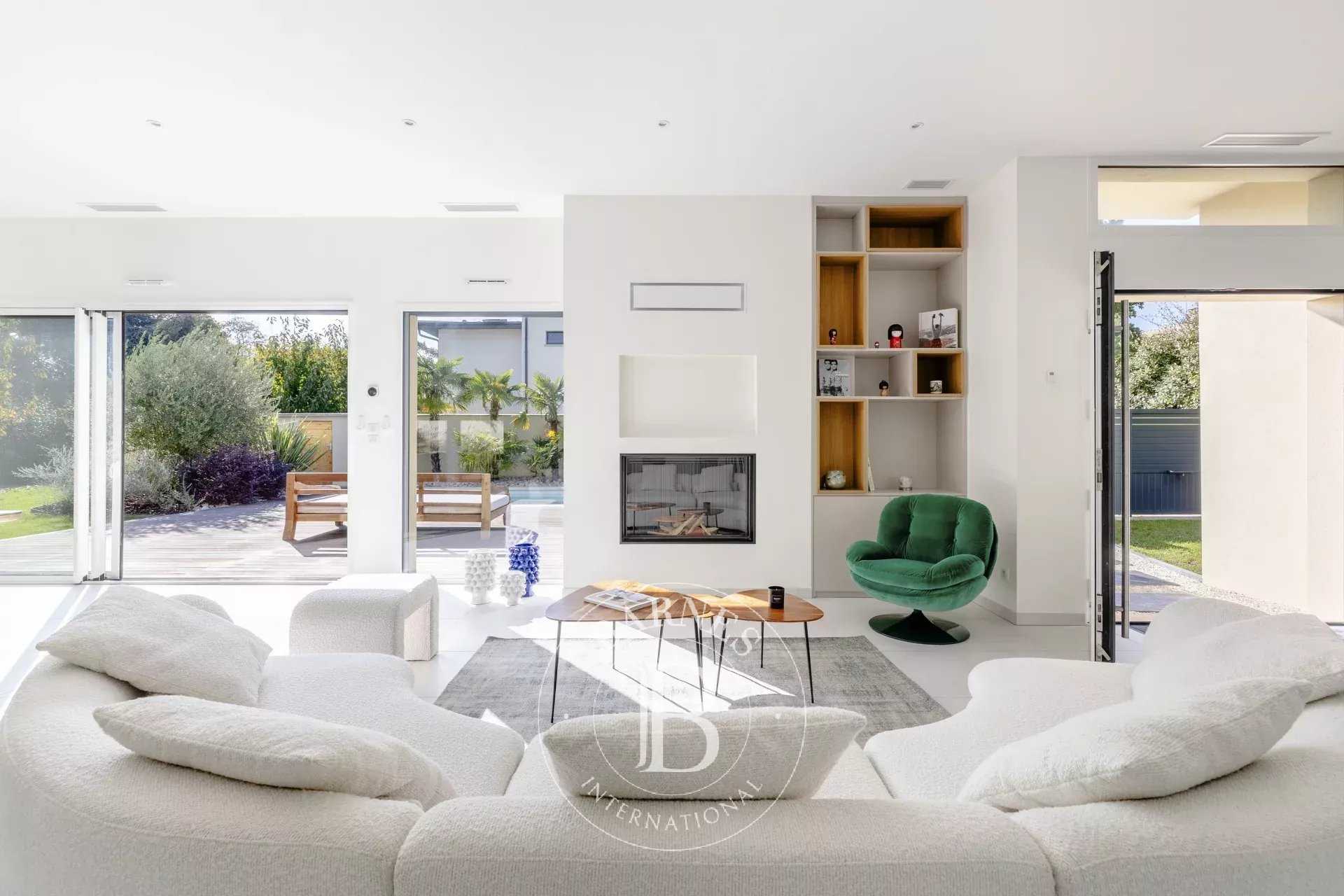 Villa Croissy-sur-Seine  -  ref 84055629 (picture 3)