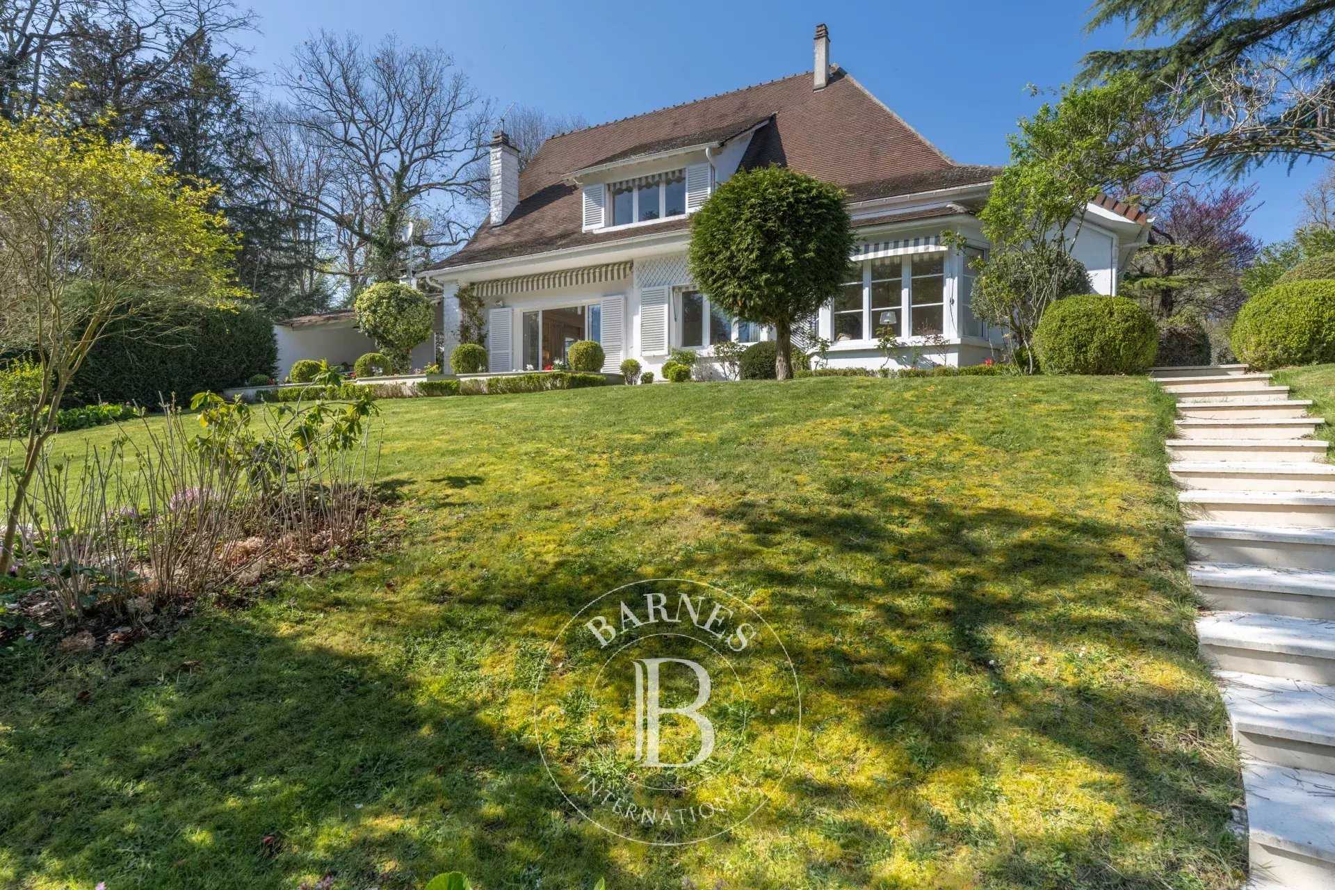 Maison Saint-Germain-en-Laye  -  ref 84395332 (picture 1)