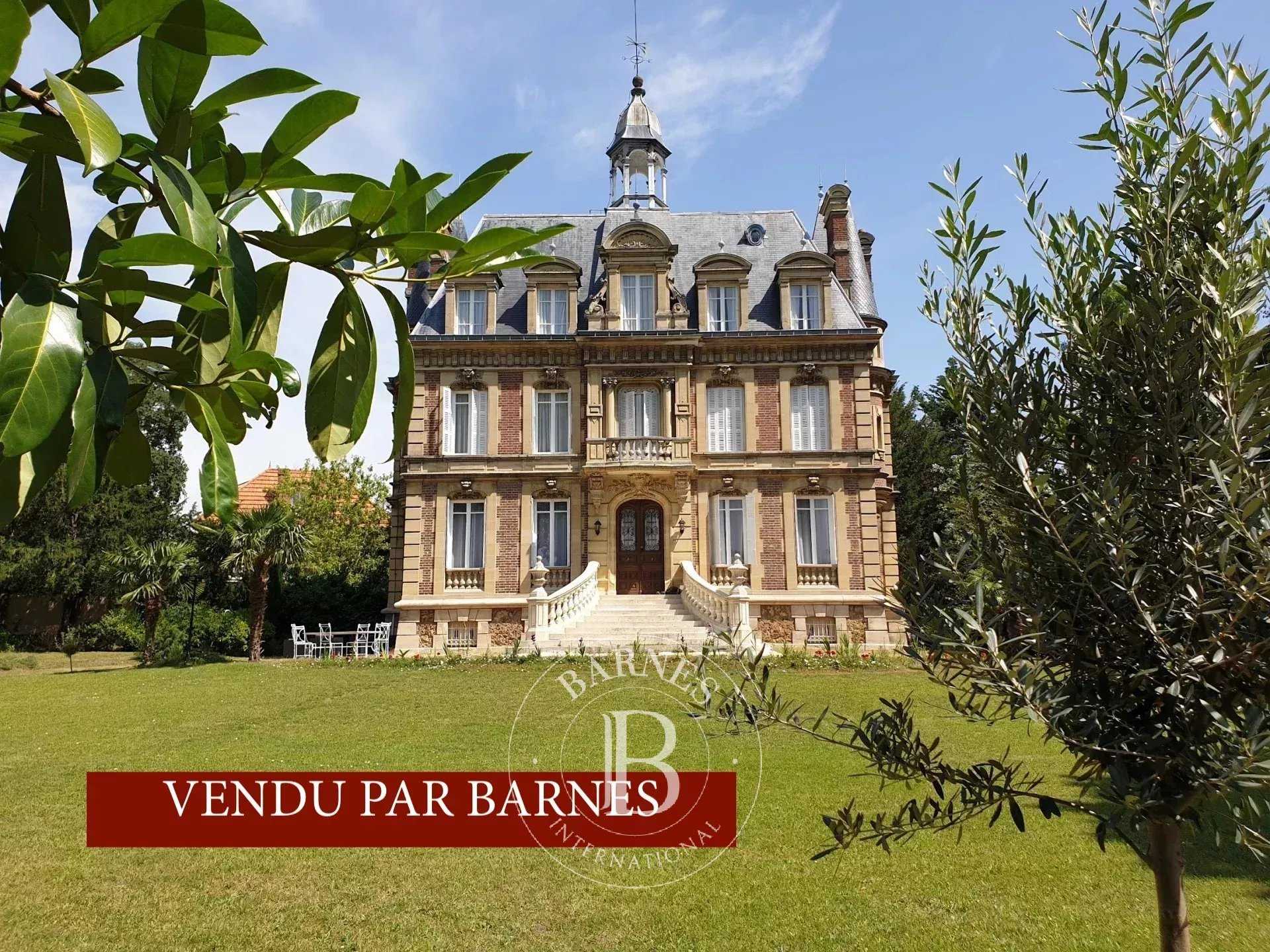 Propriété Le Vésinet  -  ref 6364335 (picture 1)