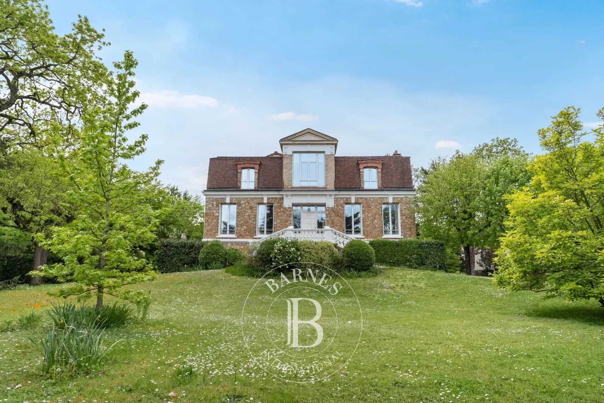 Maison Le Vésinet  -  ref 84675454 (picture 1)