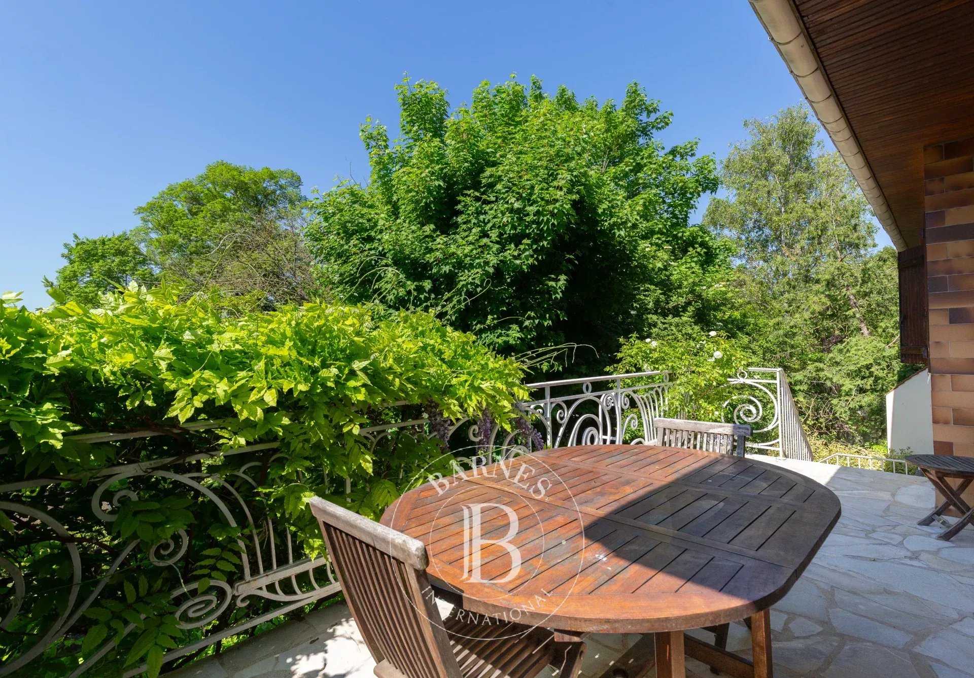 Casa Saint-Germain-en-Laye  -  ref 85863579 (picture 3)