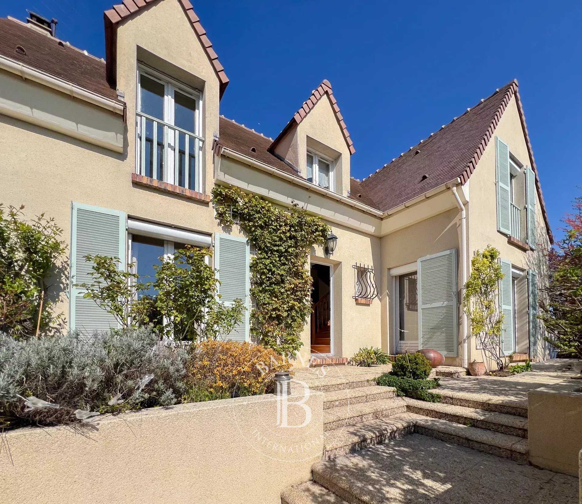 Mareil-Marly  - Maison 7 Pièces 4 Chambres