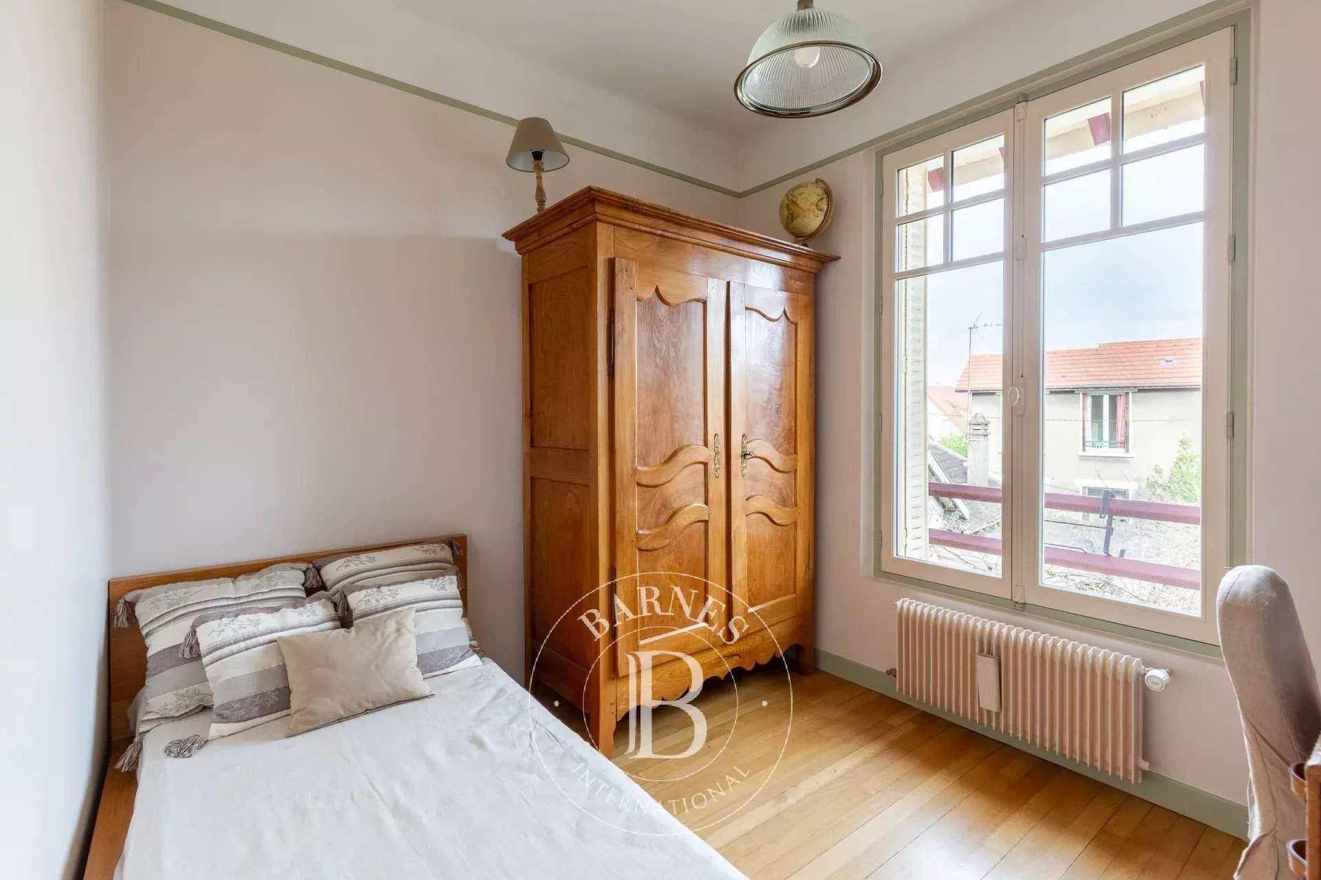 Le Vésinet  - Maison 6 Pi&egrave;ces 3 Chambres - picture 13