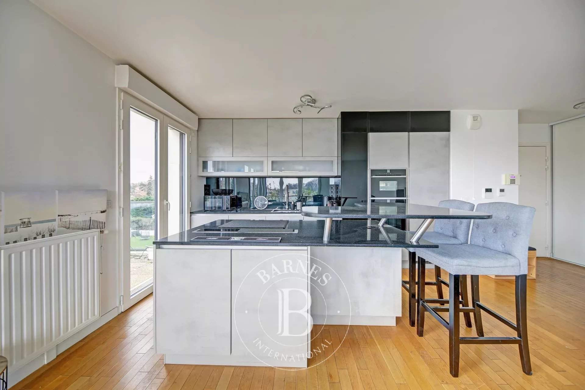 Saint-Germain-en-Laye  - Apartment 2 Bedrooms - picture 4