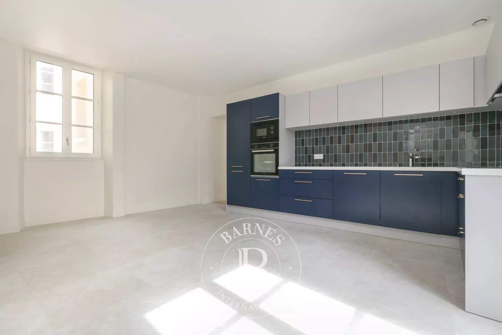 Saint-Germain-en-Laye  - Appartement 5 Pièces 4 Chambres - picture 3