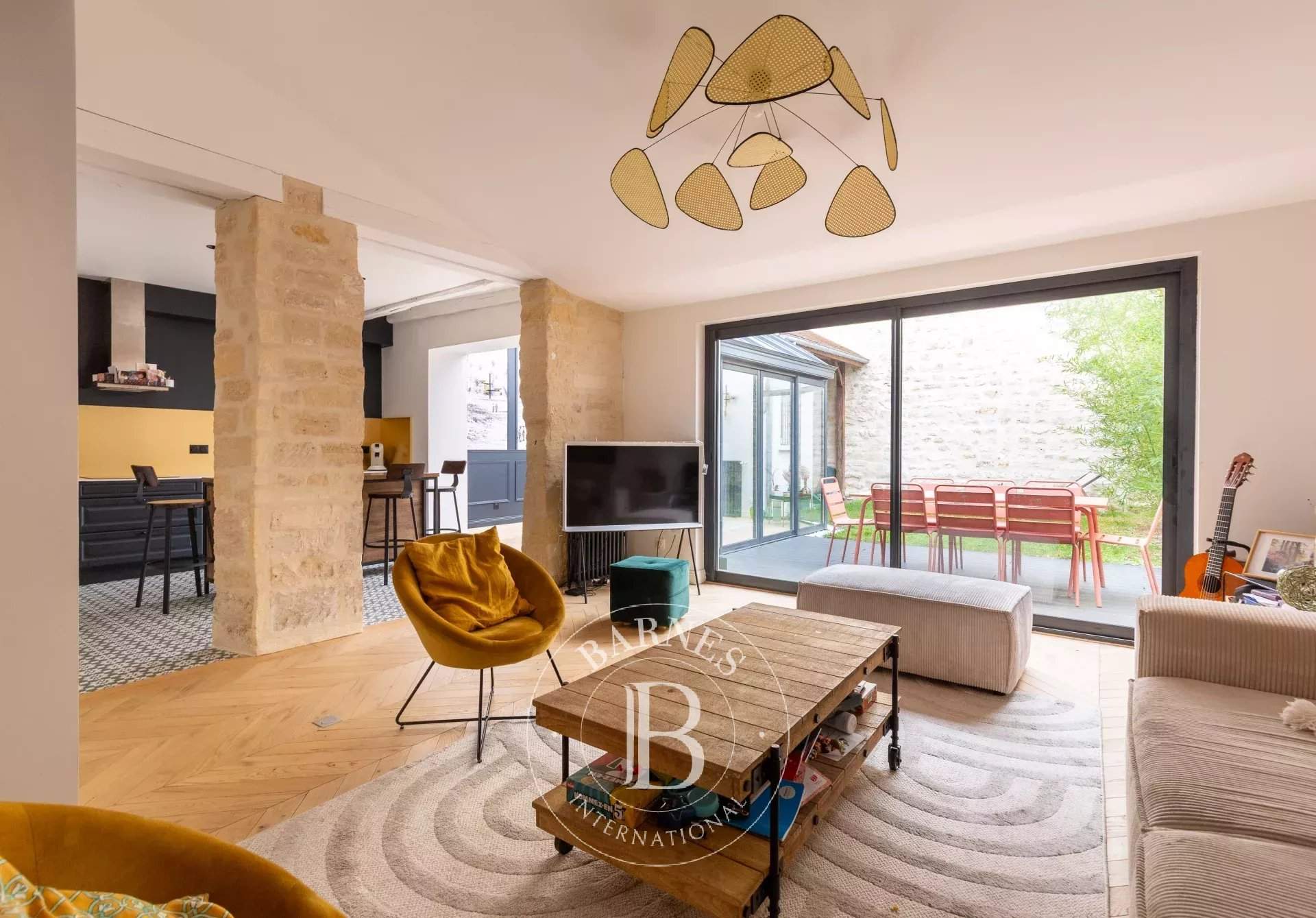 Saint-Germain-en-Laye  - House 6 Bedrooms - picture 1