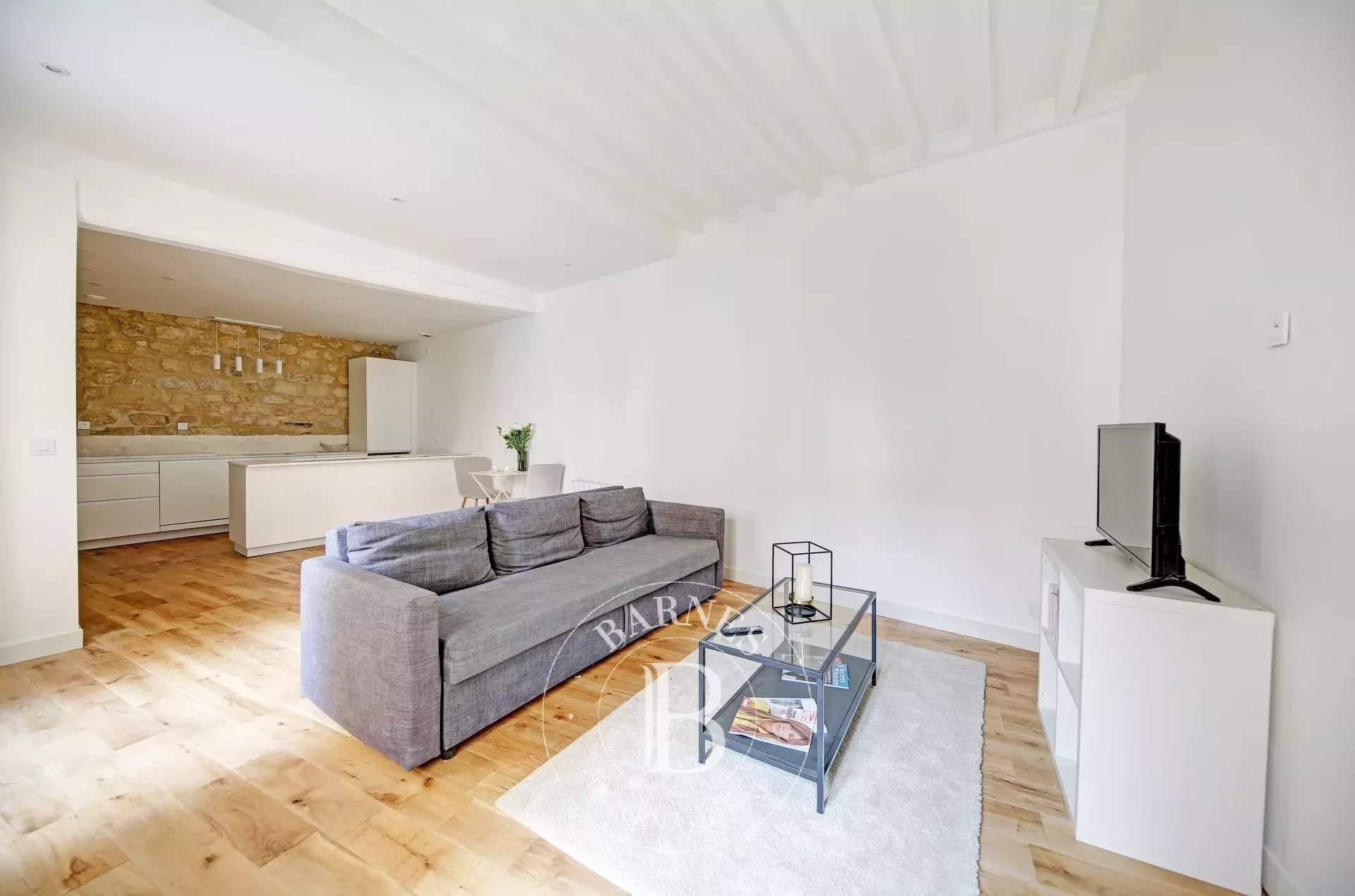 Saint-Germain-en-Laye  - Appartement 4 Pièces 2 Chambres - picture 1