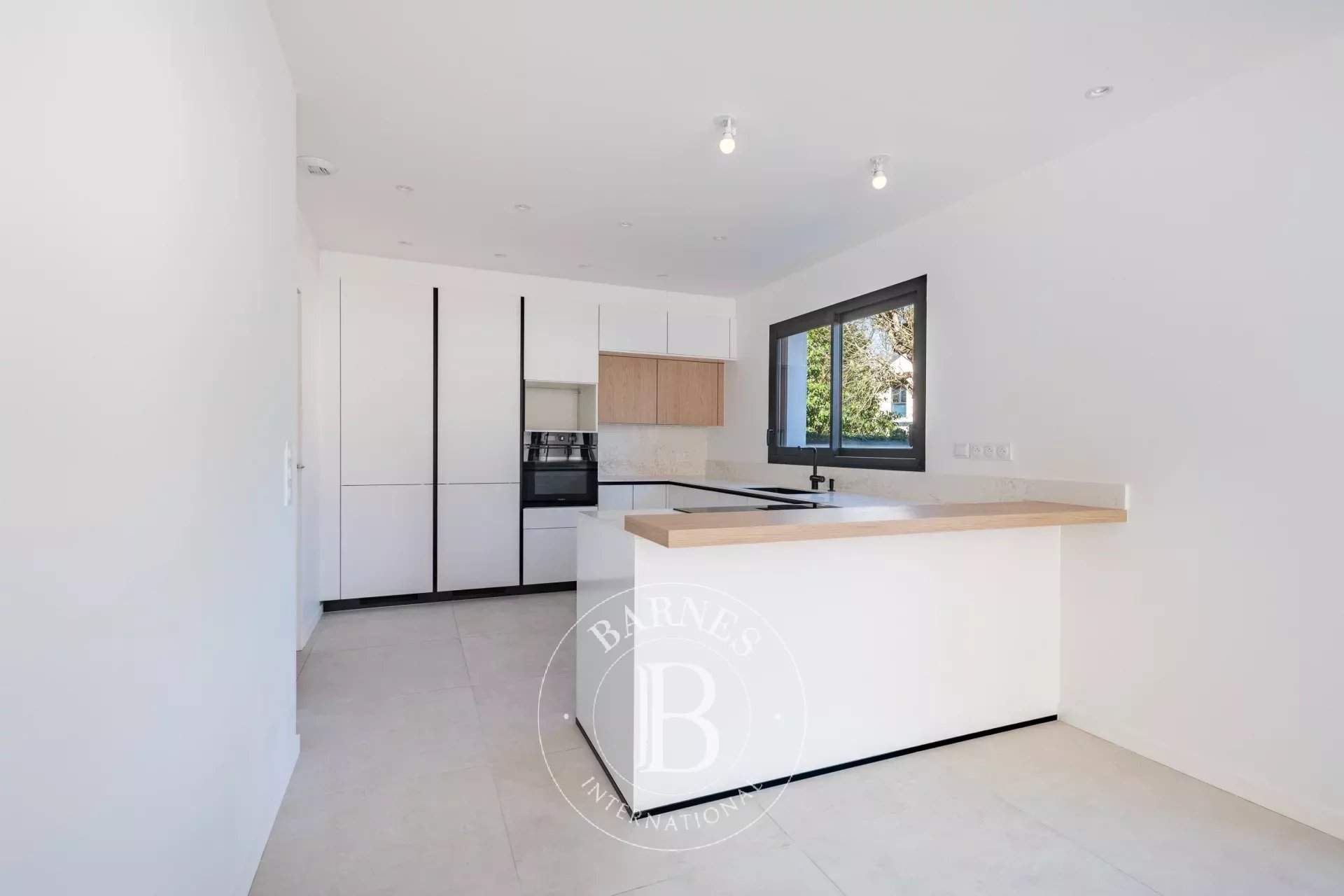 Orgeval  - Maison 7 Pi&egrave;ces 4 Chambres - picture 4