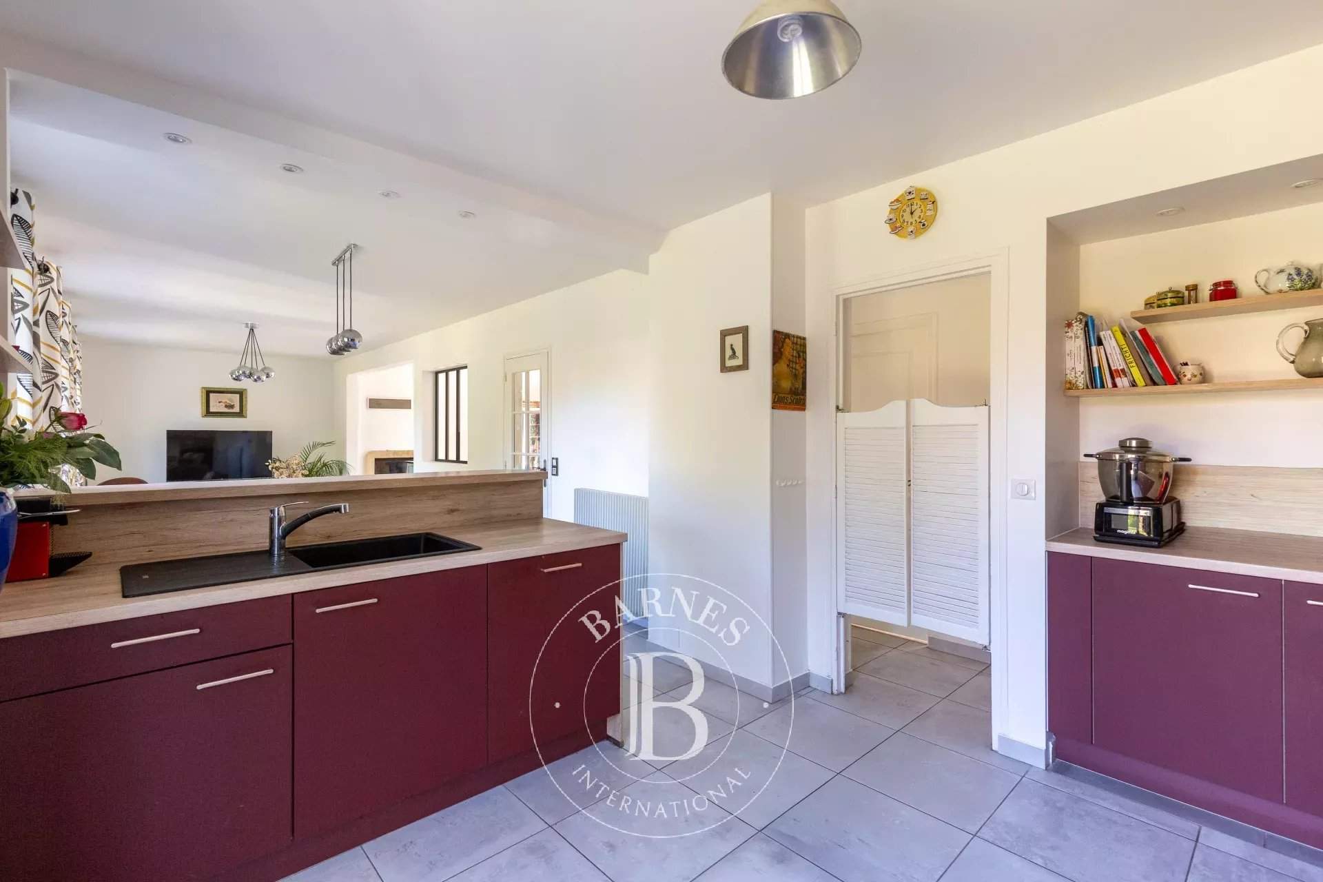 Orgeval  - House 4 Bedrooms - picture 10