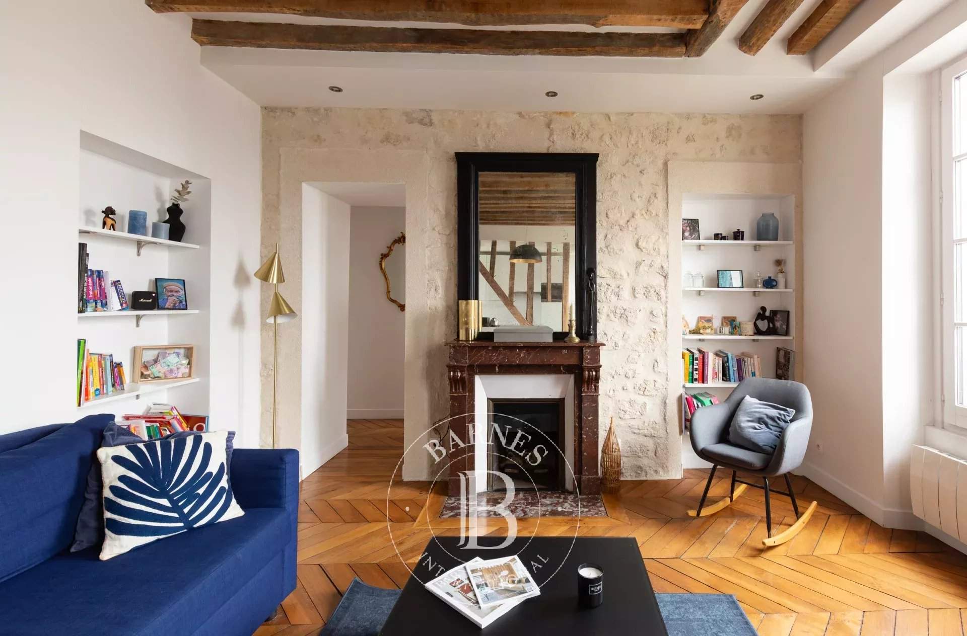 Saint-Germain-en-Laye  - Appartement 3 Pi&egrave;ces 2 Chambres - picture 2