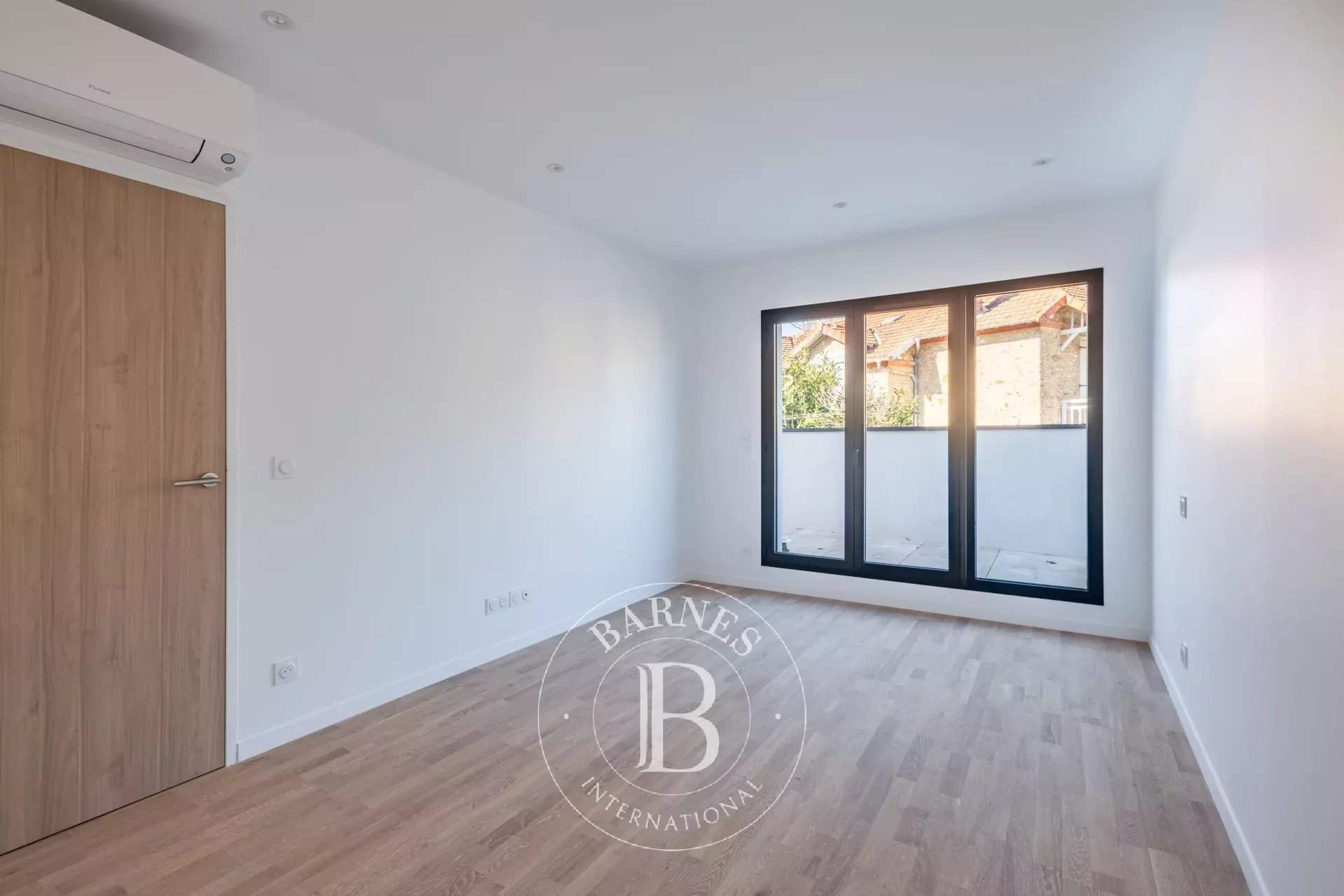 Orgeval  - Maison 7 Pi&egrave;ces 4 Chambres - picture 8