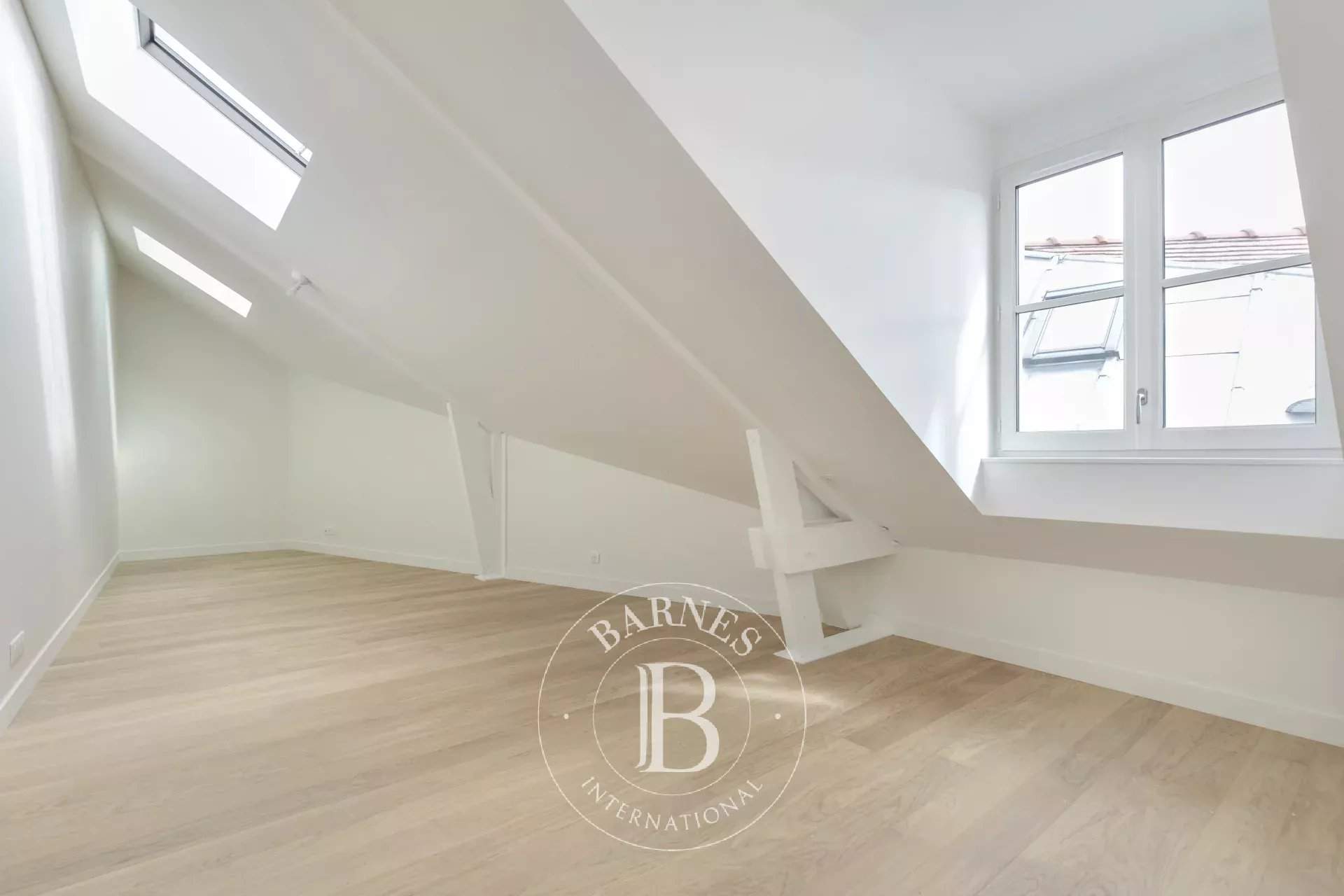 Saint-Germain-en-Laye  - Appartement 6 Pièces 3 Chambres - picture 9