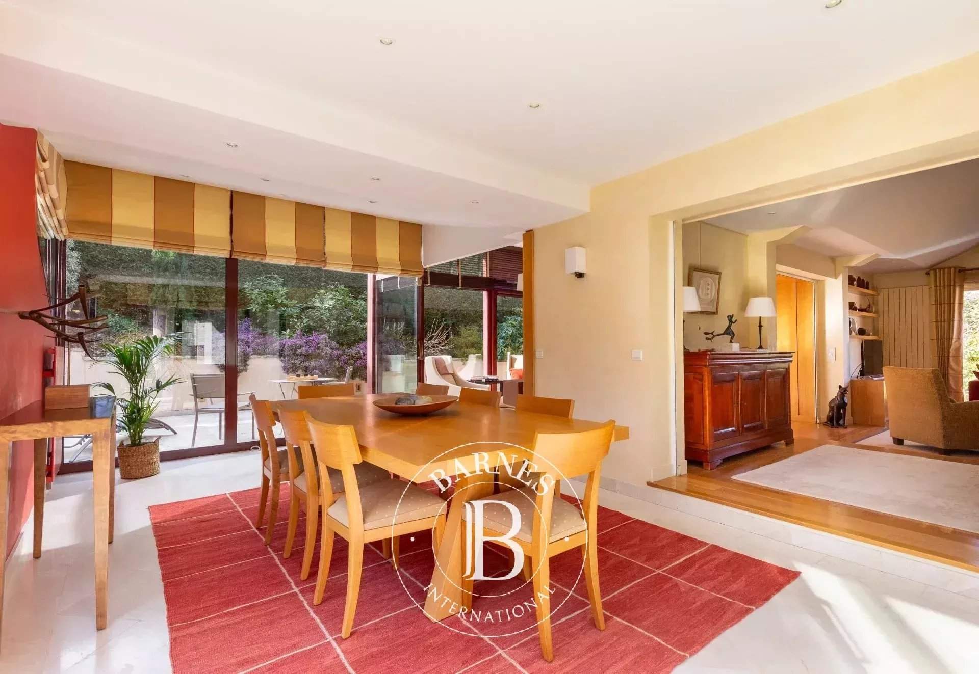 Saint-Germain-en-Laye  - Casa 14 Cuartos 6 Habitaciones - picture 11