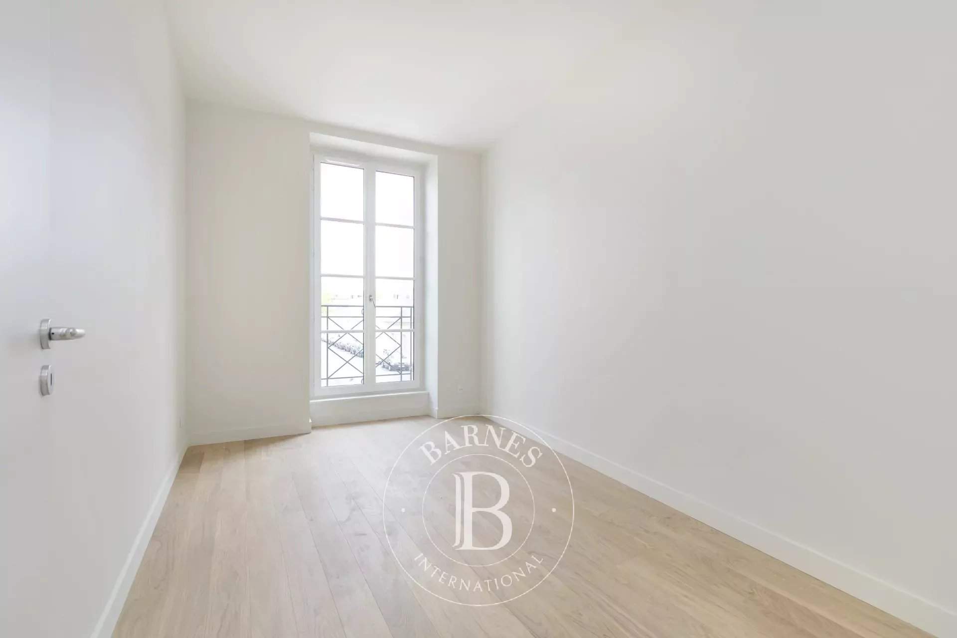 Saint-Germain-en-Laye  - Appartement 5 Pièces 4 Chambres - picture 10