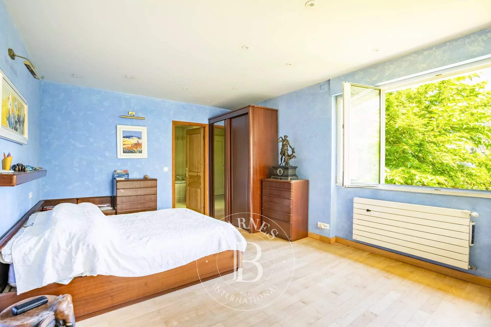 Chambourcy  - House 5 Bedrooms - picture 11