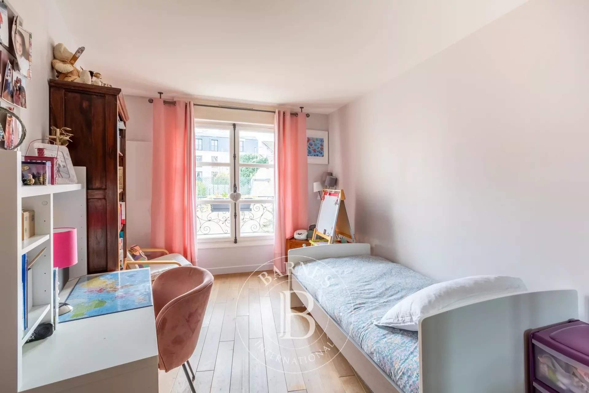 Saint-Germain-en-Laye  - Apartment 2 Bedrooms - picture 13