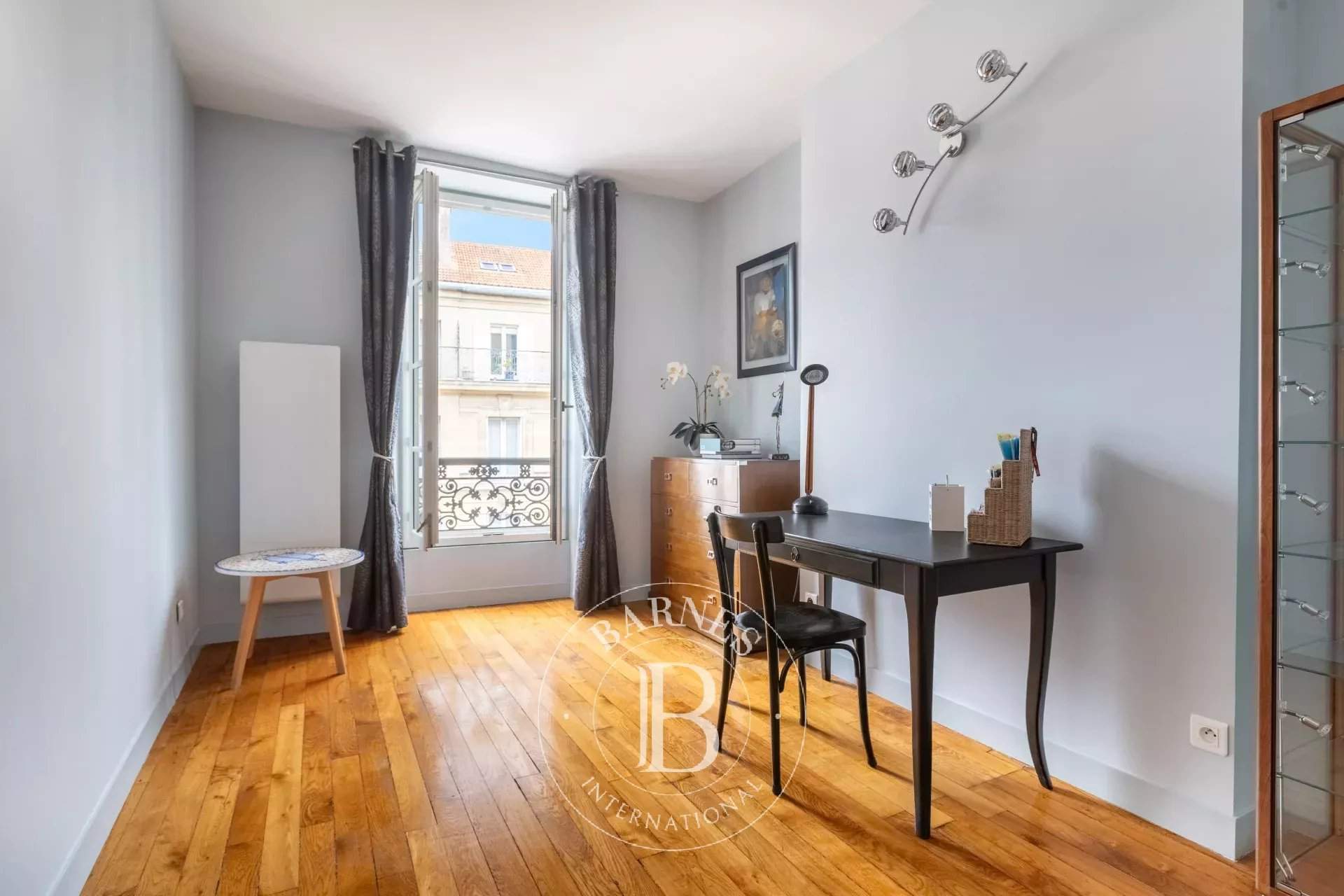 Saint-Germain-en-Laye  - Appartement 4 Pièces 3 Chambres - picture 3