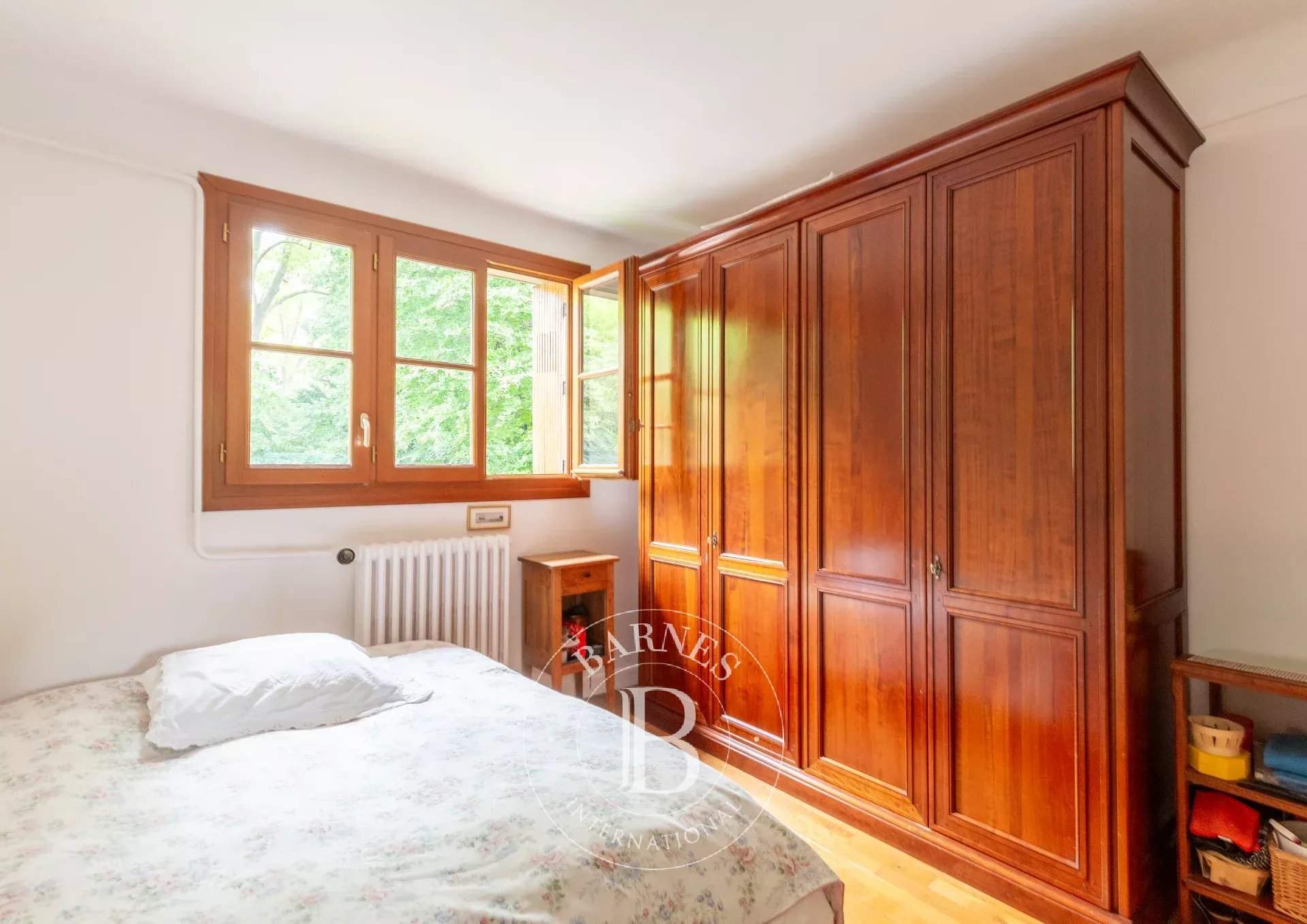 Saint-Germain-en-Laye  - Appartement 3 Pi&egrave;ces 2 Chambres - picture 9