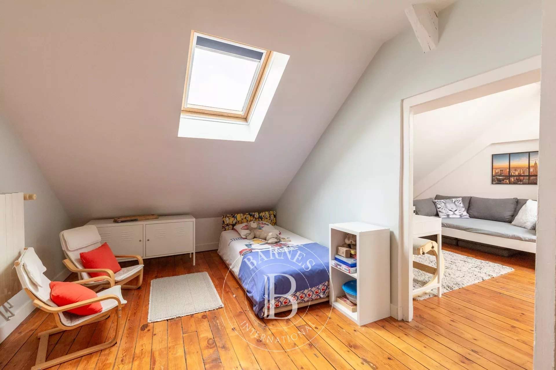 Le Mesnil-le-Roi  - House 5 Bedrooms - picture 16