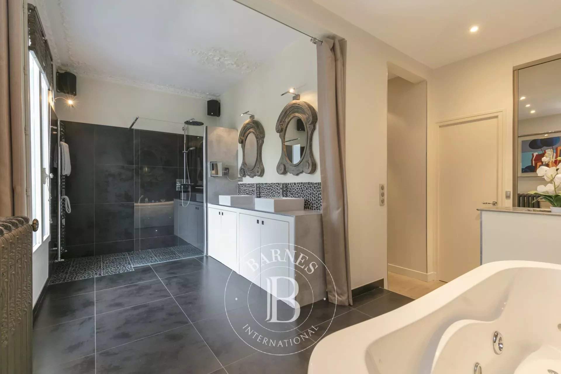 Le Vésinet  - Propriété 8 Pi&egrave;ces 5 Chambres - picture 13