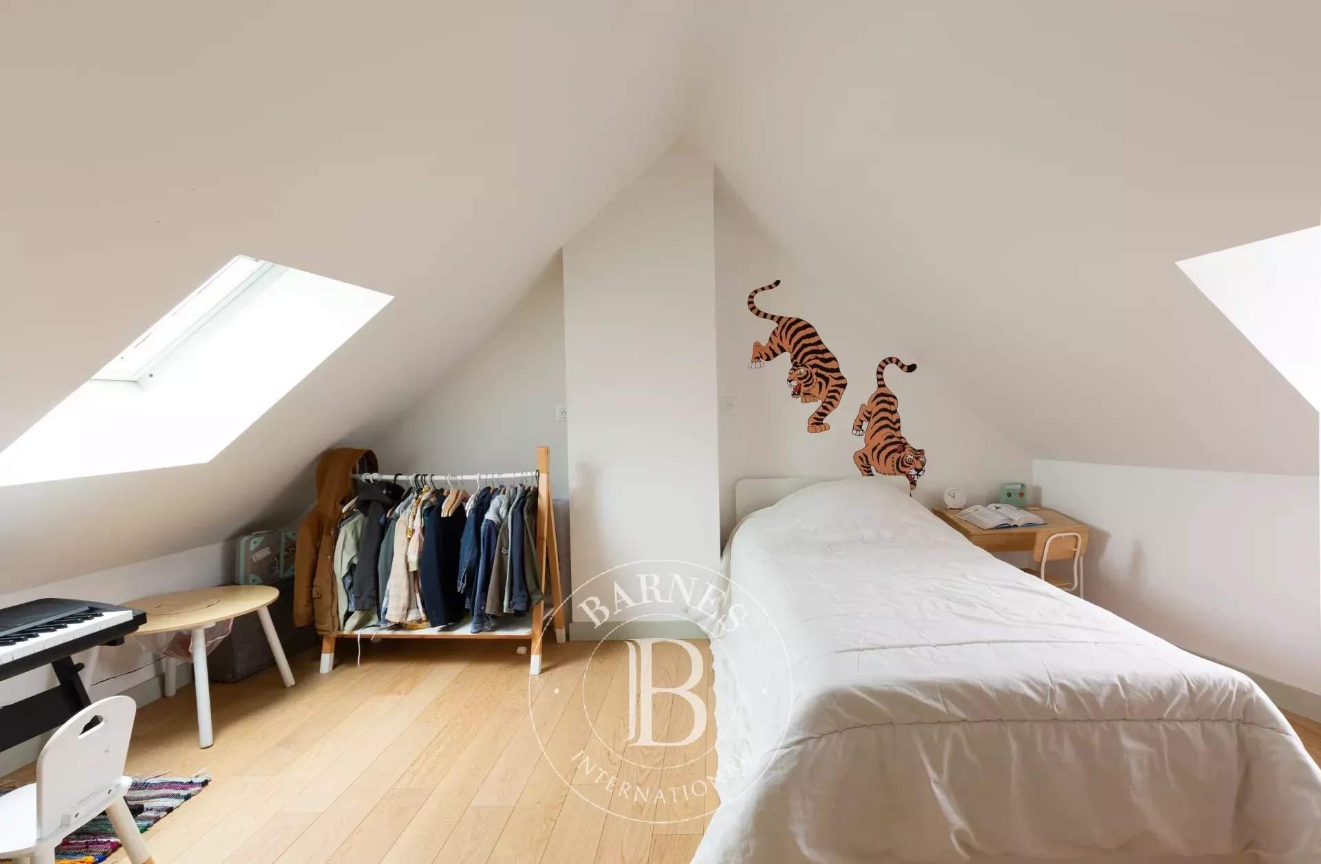 Saint-Germain-en-Laye  - House 6 Bedrooms - picture 11