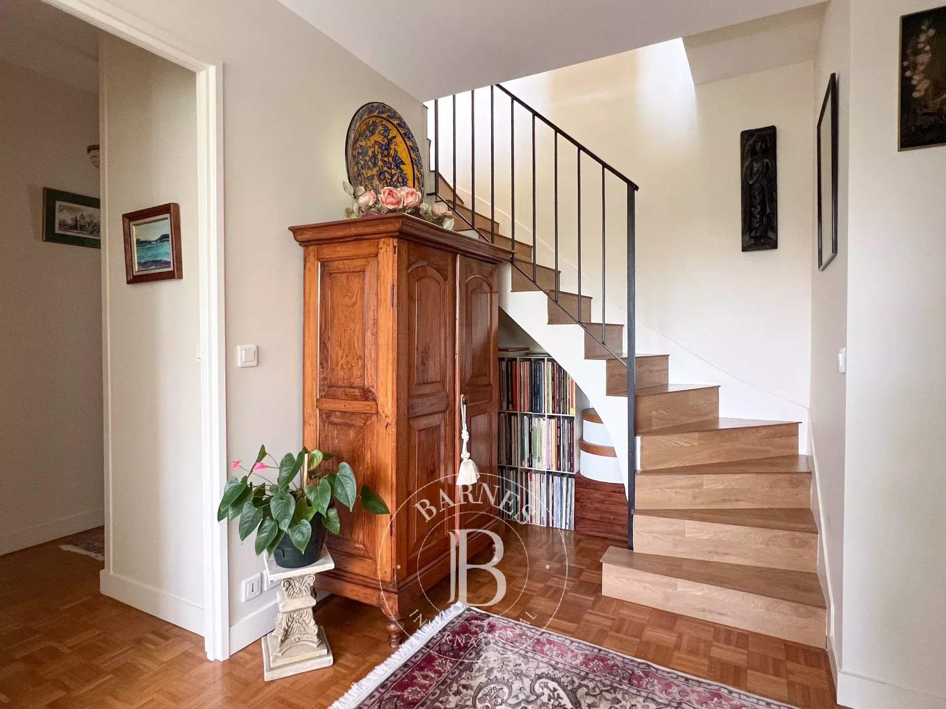 Saint-Germain-en-Laye  - Appartement 5 Pi&egrave;ces 2 Chambres - picture 11