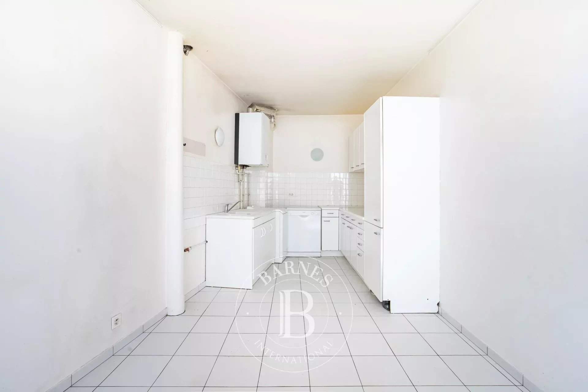 Saint-Germain-en-Laye  - Appartement 6 Pièces 4 Chambres - picture 9