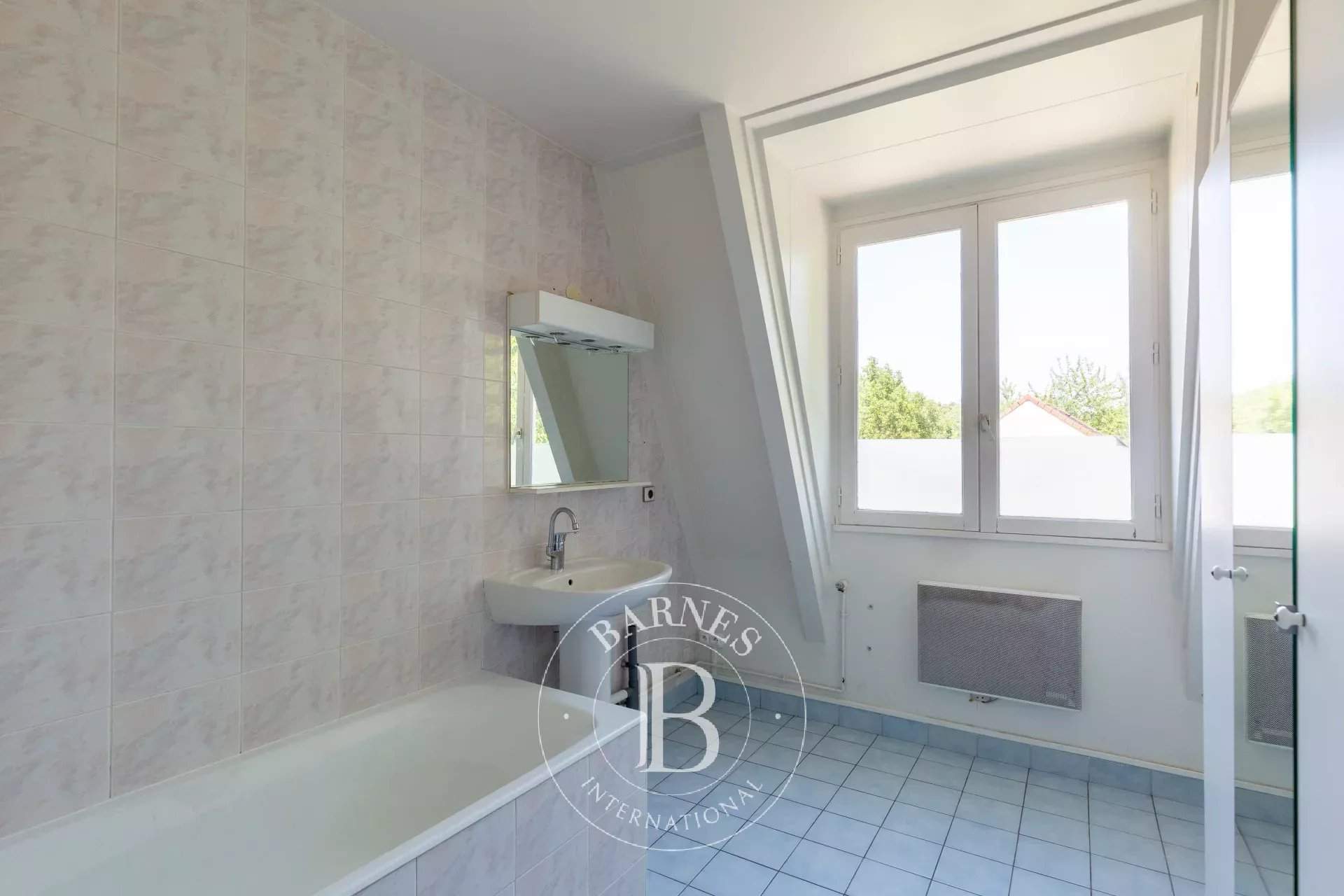 Le Pecq  - Duplex 4 Bedrooms - picture 8
