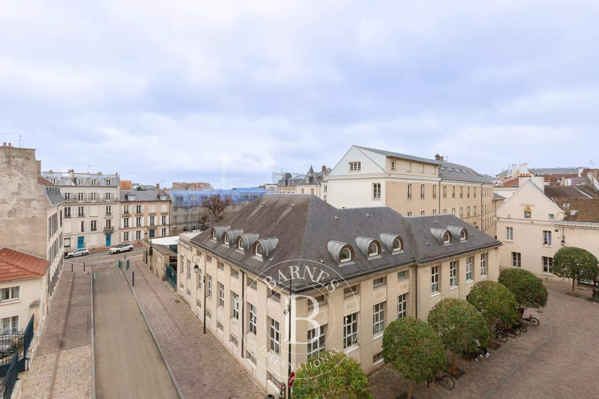 Saint-Germain-en-Laye  - Appartement 3 Pi&egrave;ces 2 Chambres - picture 9