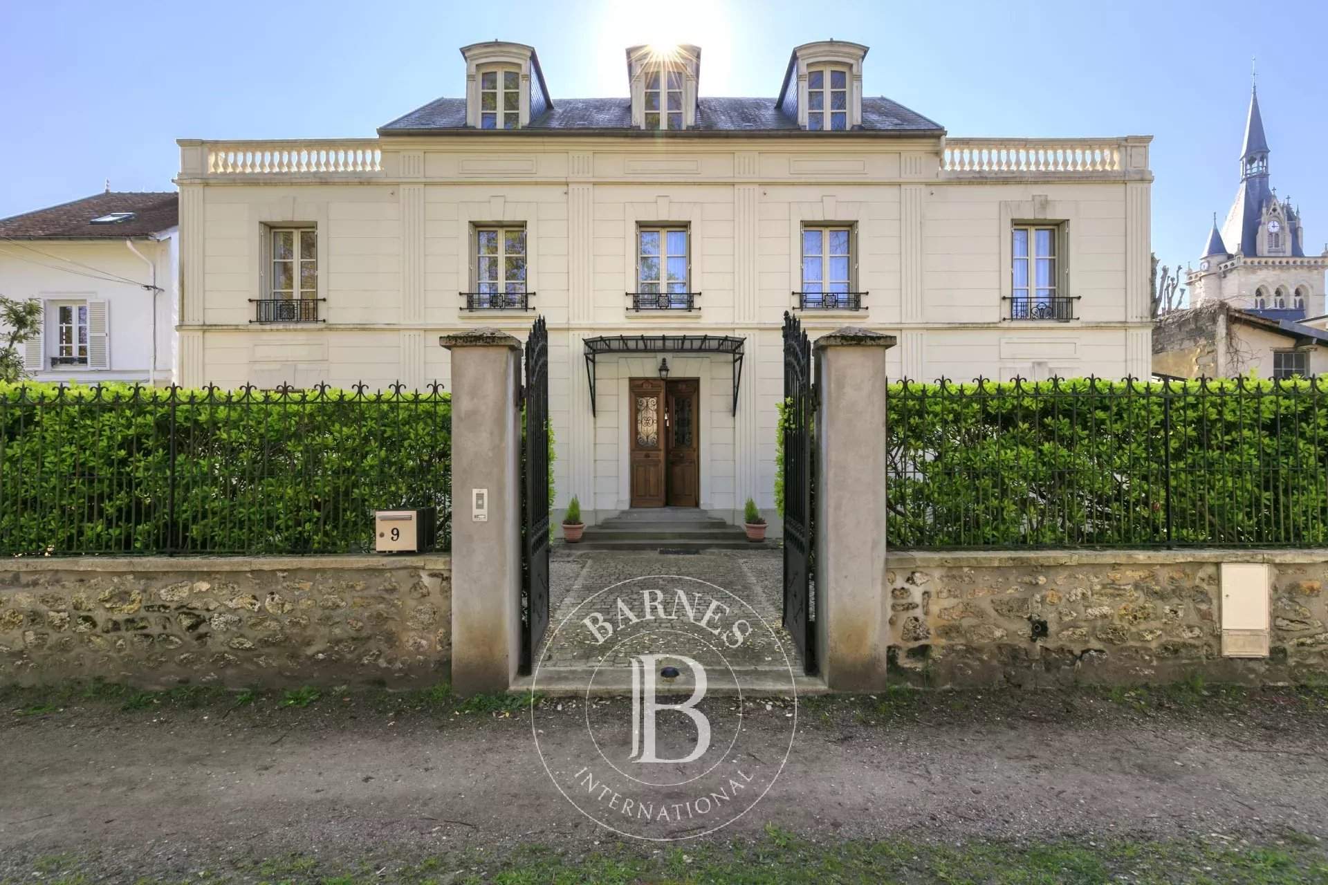 Maisons-Laffitte  - Maison 8 Pi&egrave;ces 5 Chambres - picture 1