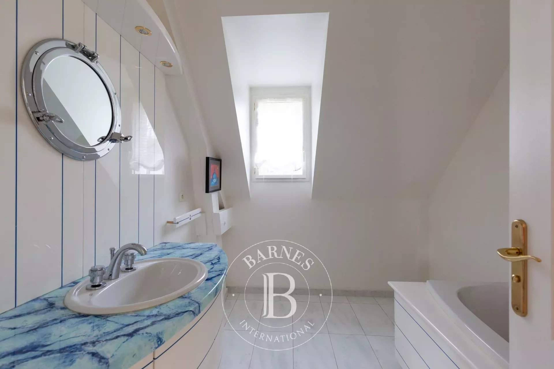 Le Vésinet  - Maison 9 Pi&egrave;ces 5 Chambres - picture 15