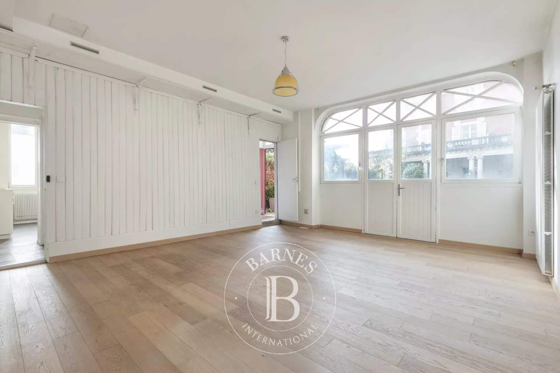 Le Mesnil-le-Roi  - House 3 Bedrooms - picture 15