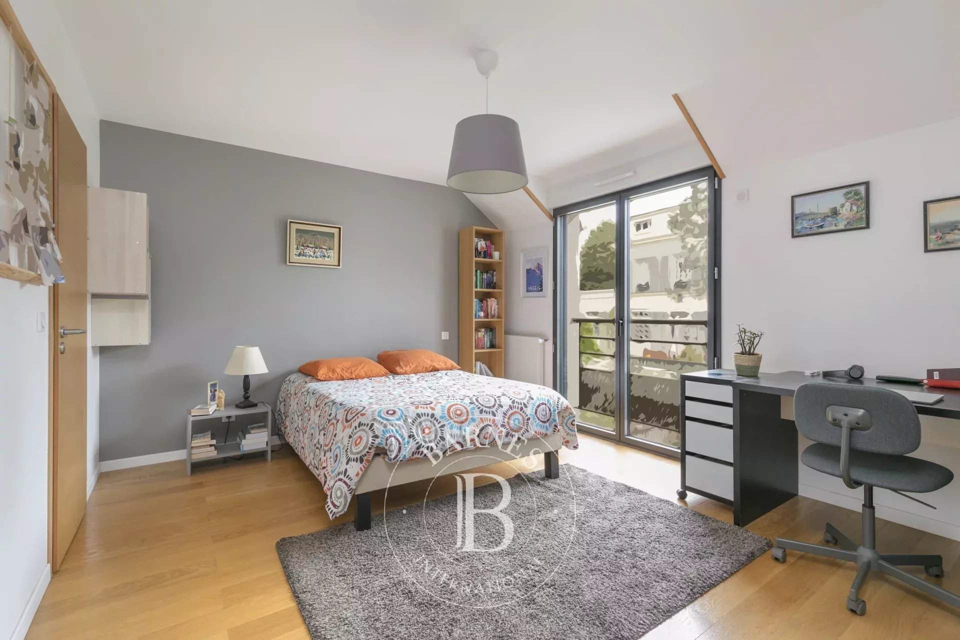 Saint-Germain-en-Laye  - House 5 Bedrooms - picture 8