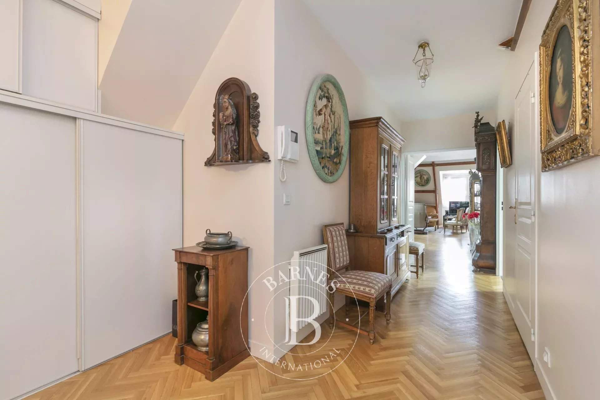 Saint-Germain-en-Laye  - Appartement 5 Pièces 3 Chambres - picture 9