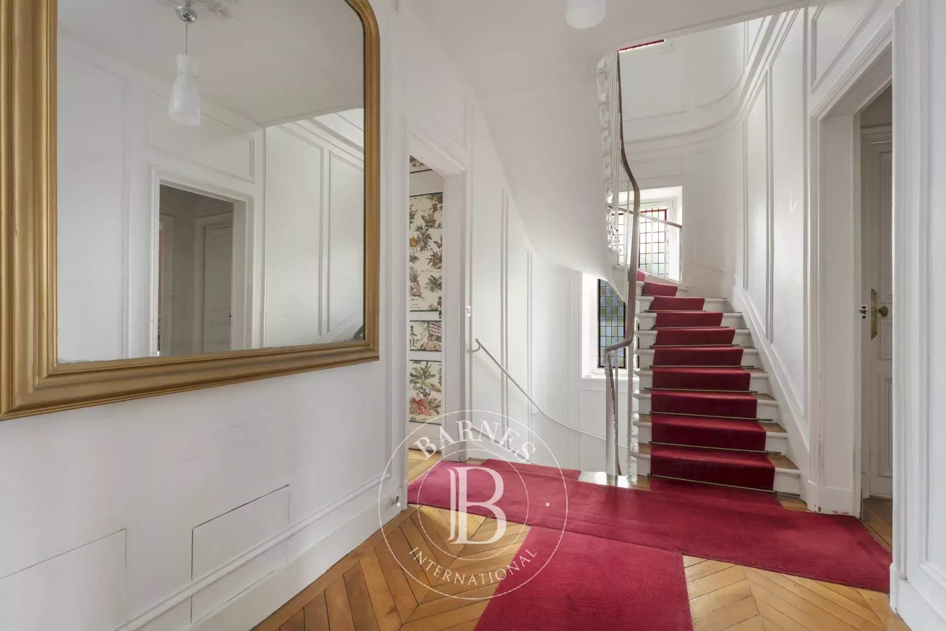 Chatou  - Hôtel particulier 10 Pi&egrave;ces 7 Chambres - picture 12