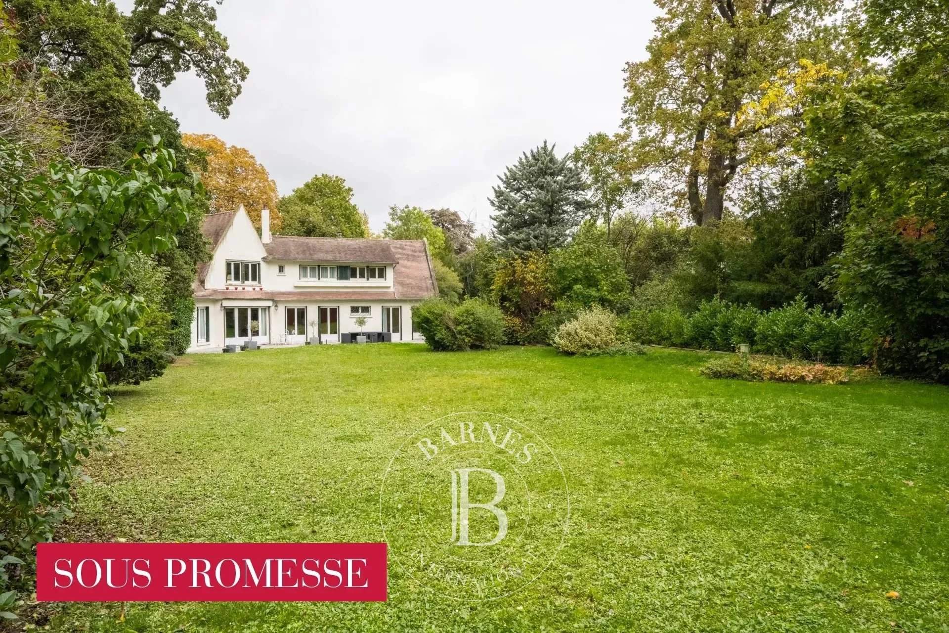 Maison à vendre 8 Pièces 243 m2 Saint-Germain-en-Laye Alsace - 3 300 000
