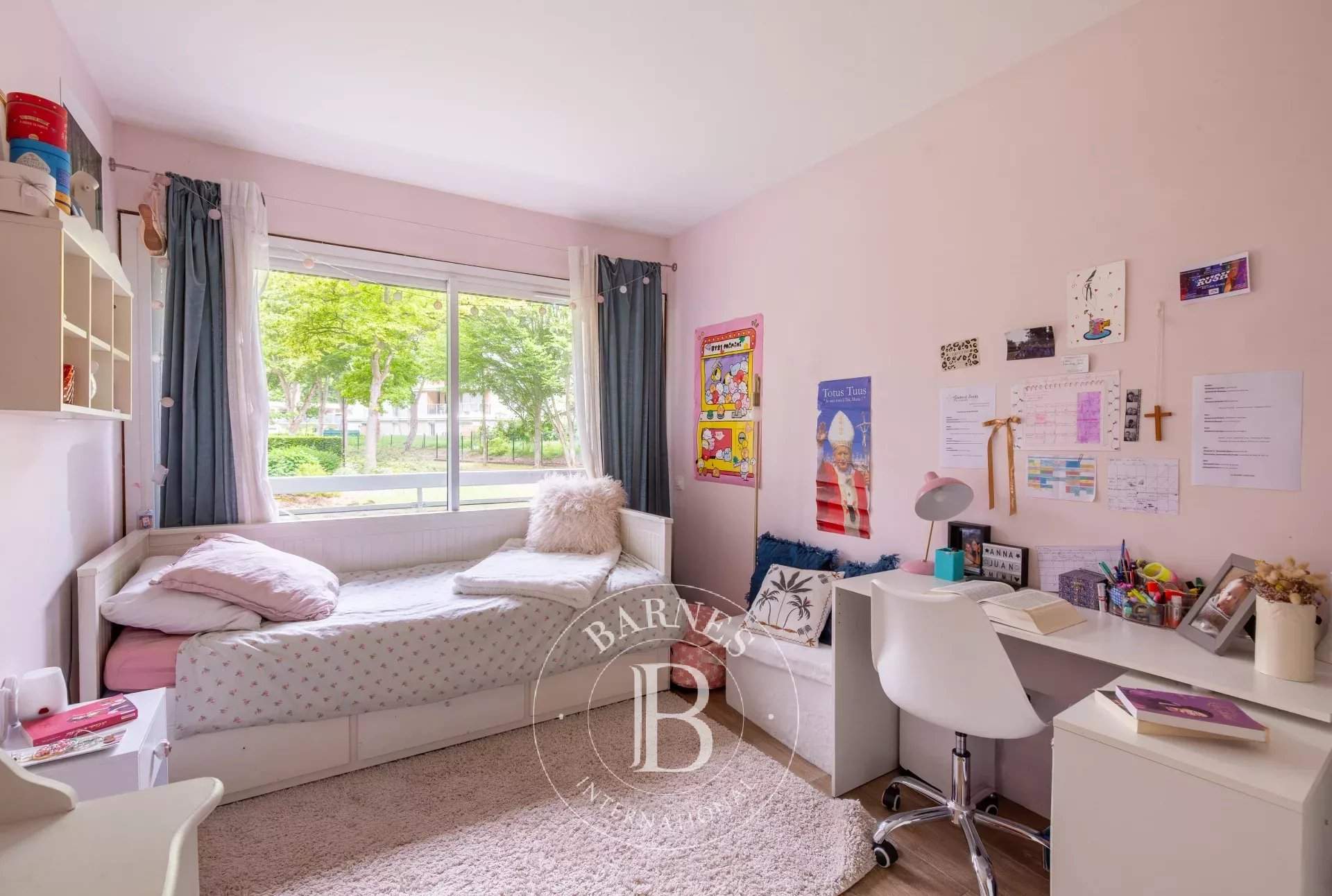 Saint-Germain-en-Laye  - Appartement 5 Pi&egrave;ces 3 Chambres - picture 10